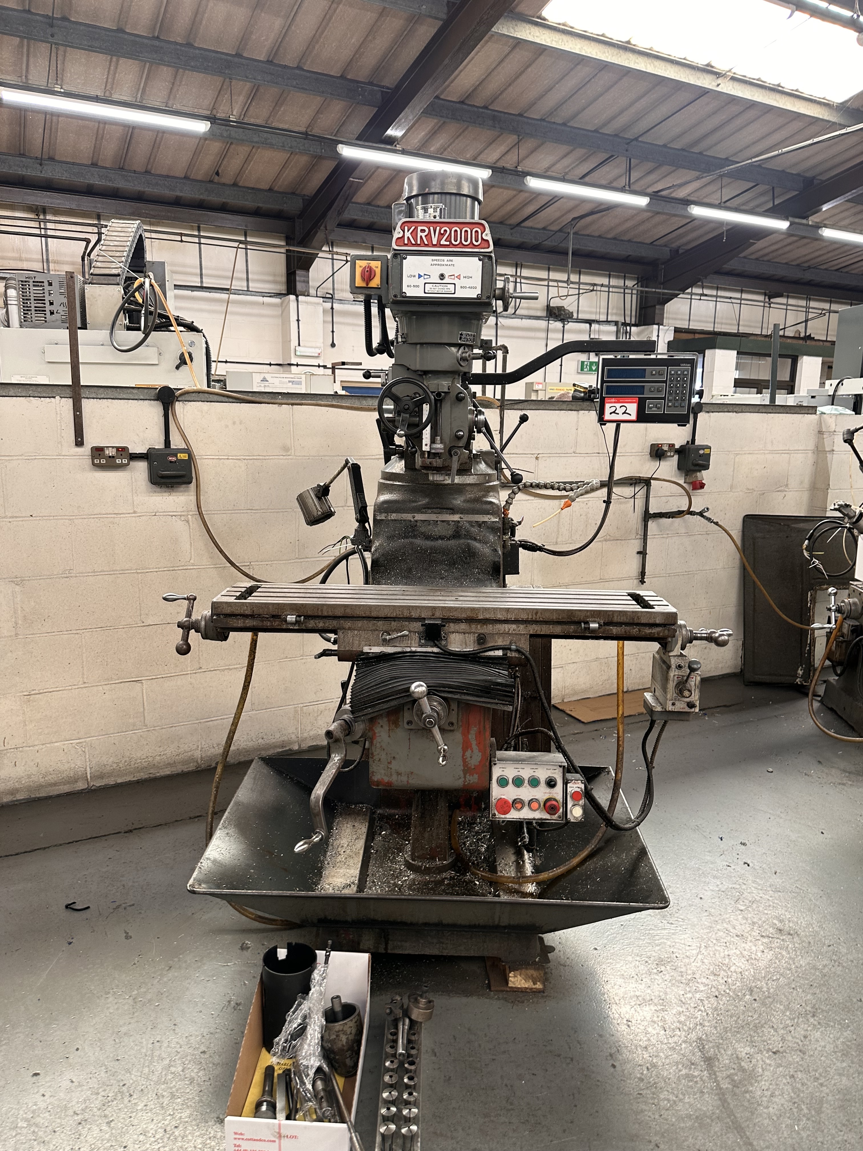 XYZ KRV2000 Turret Mill