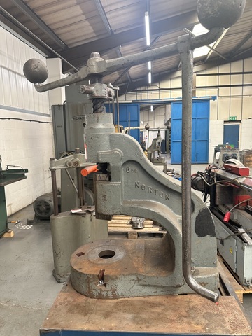 Norton 6DB Manual Fly Press