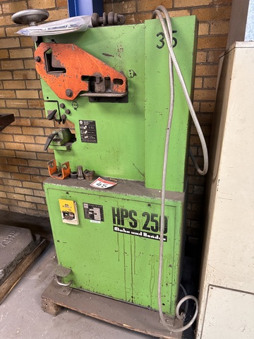 Mubea HPS-200 Metalworker