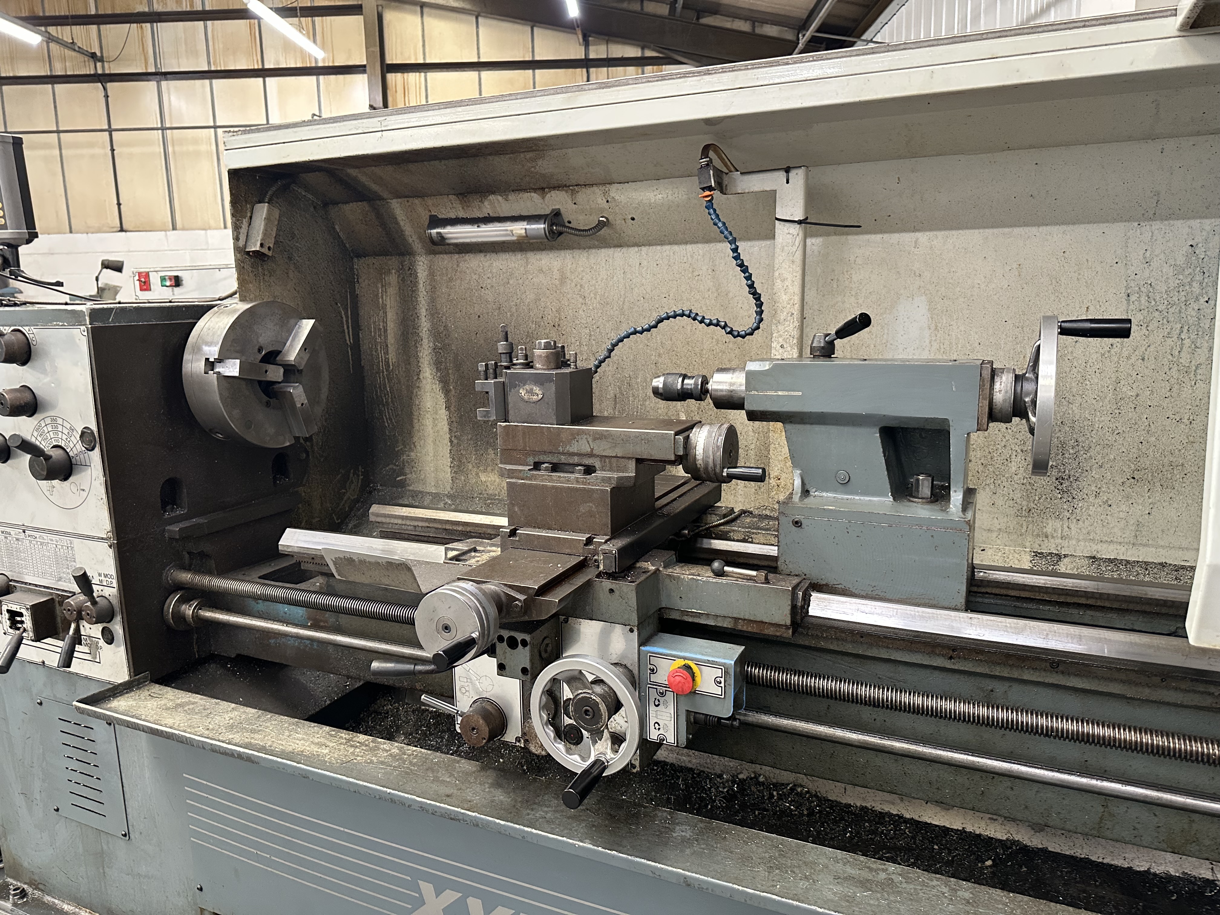 XYZ 2400 Gap Bed Centre Lathe with Acu-rite 2 Axis DRO