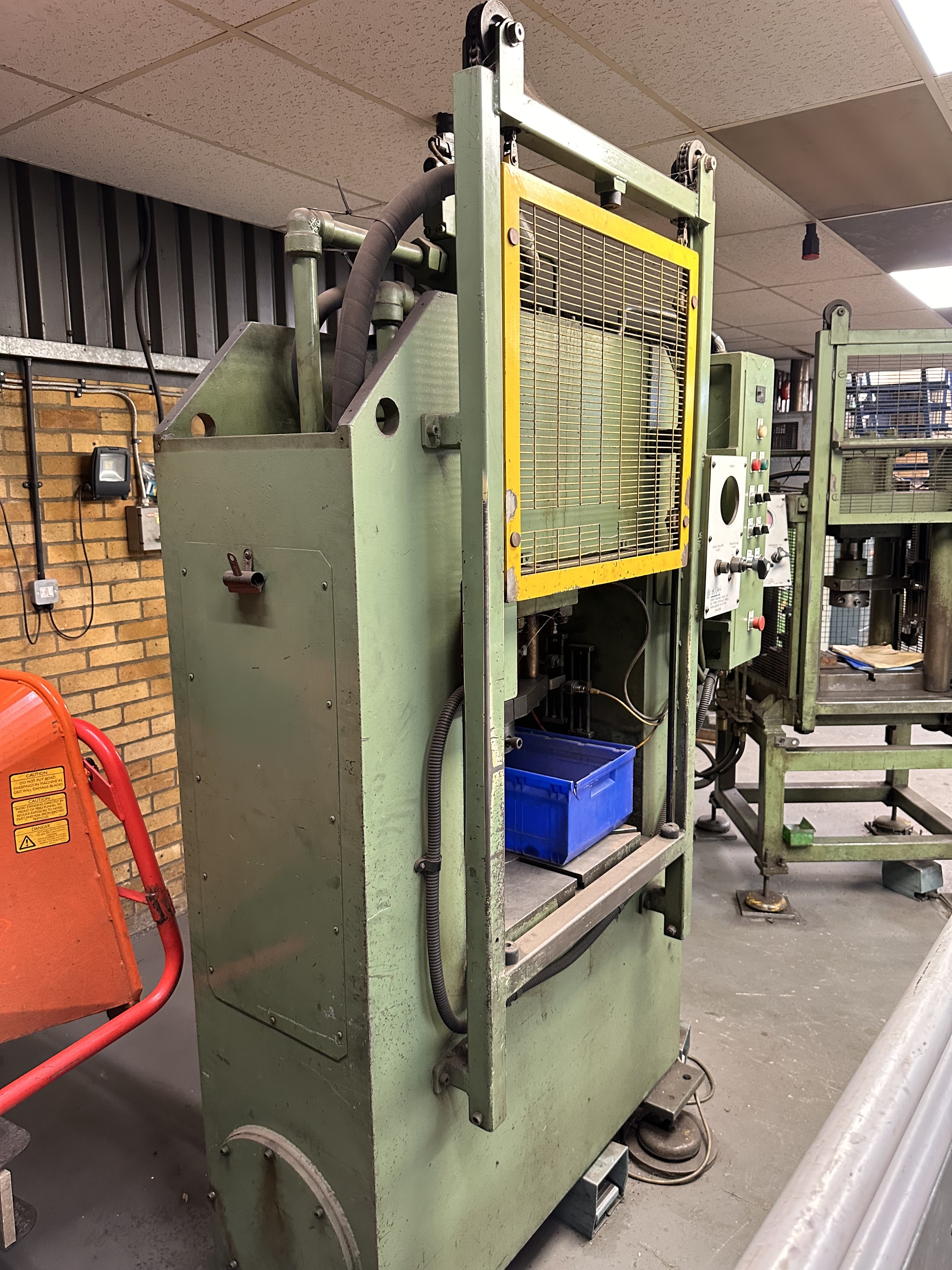 EMT 60ton Hydraulic Press