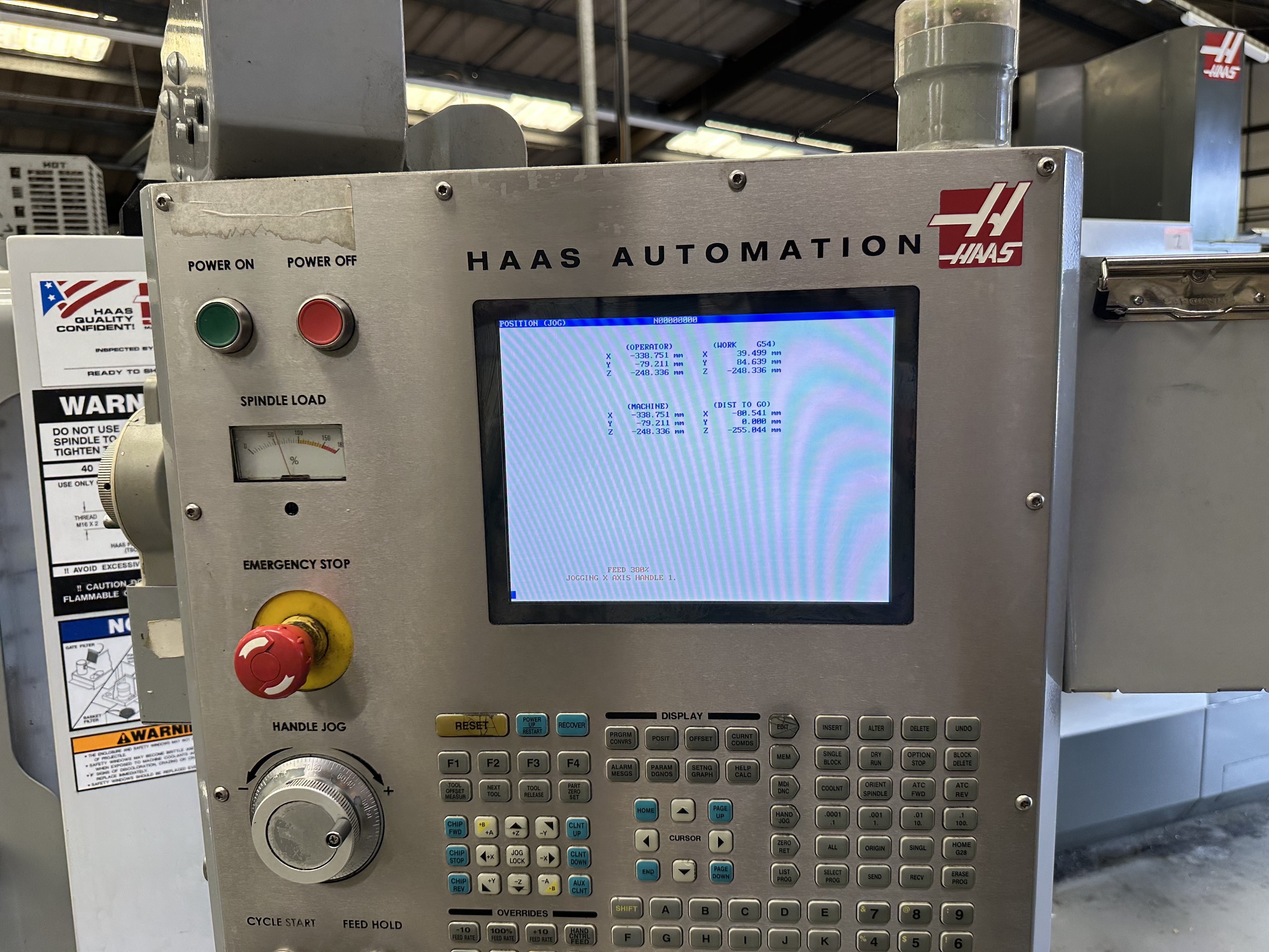 Haas VF2DE Vertical Machining Centre with Haas CNC Control. (02/2006)