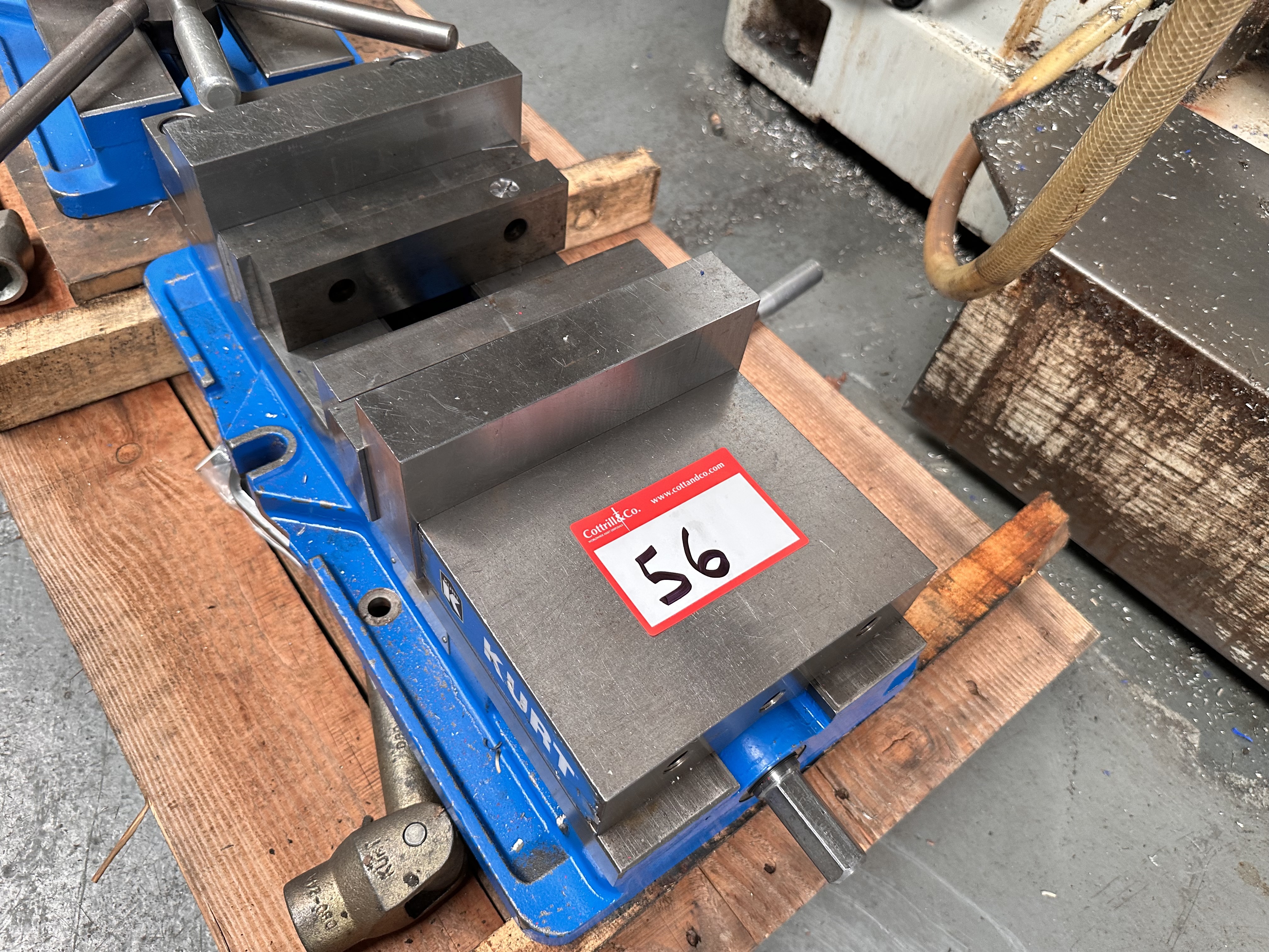 Kurt 8" Machine Vice