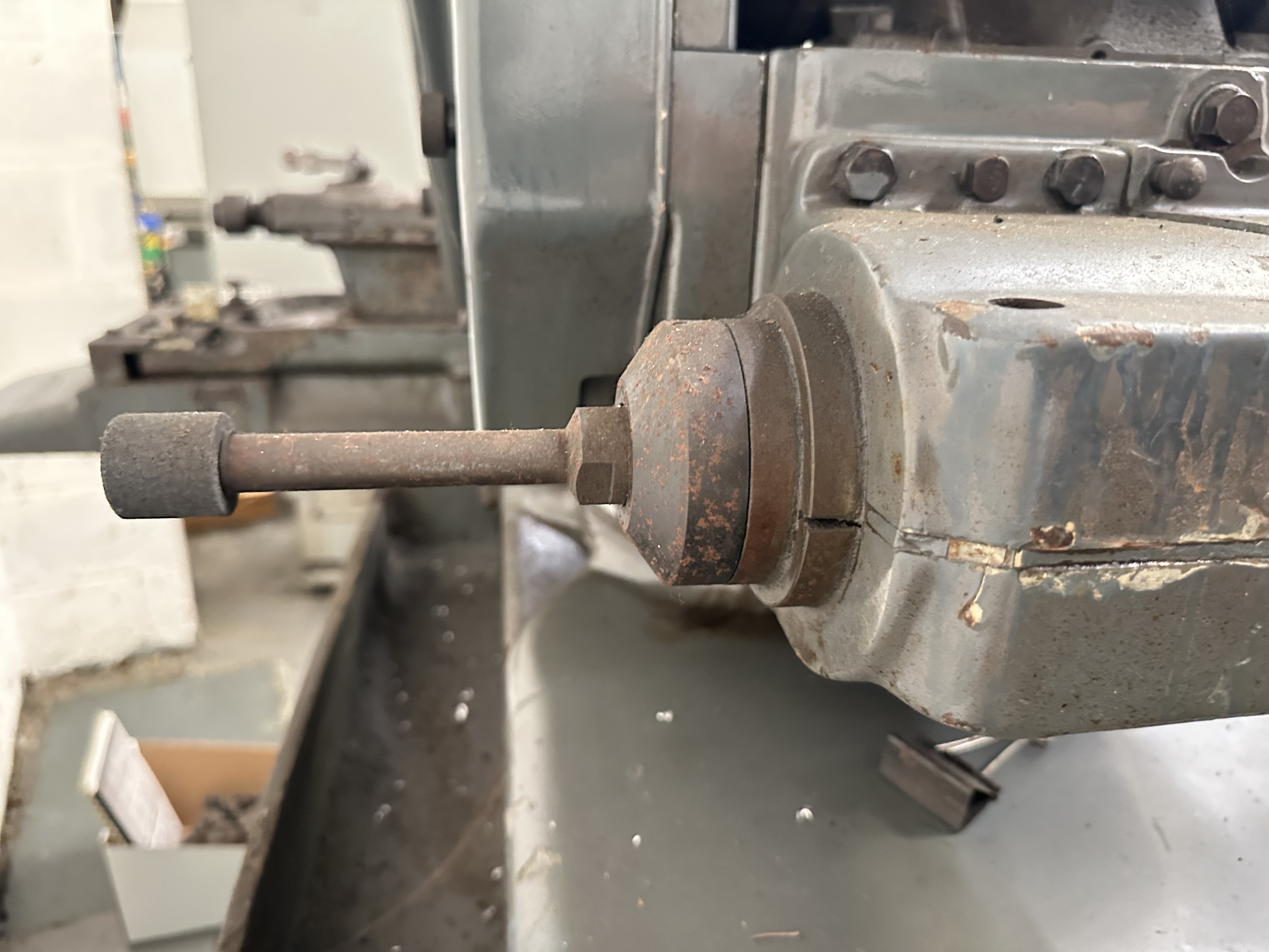Jones & Shipman 1310 Universal Cylindrical Grinder