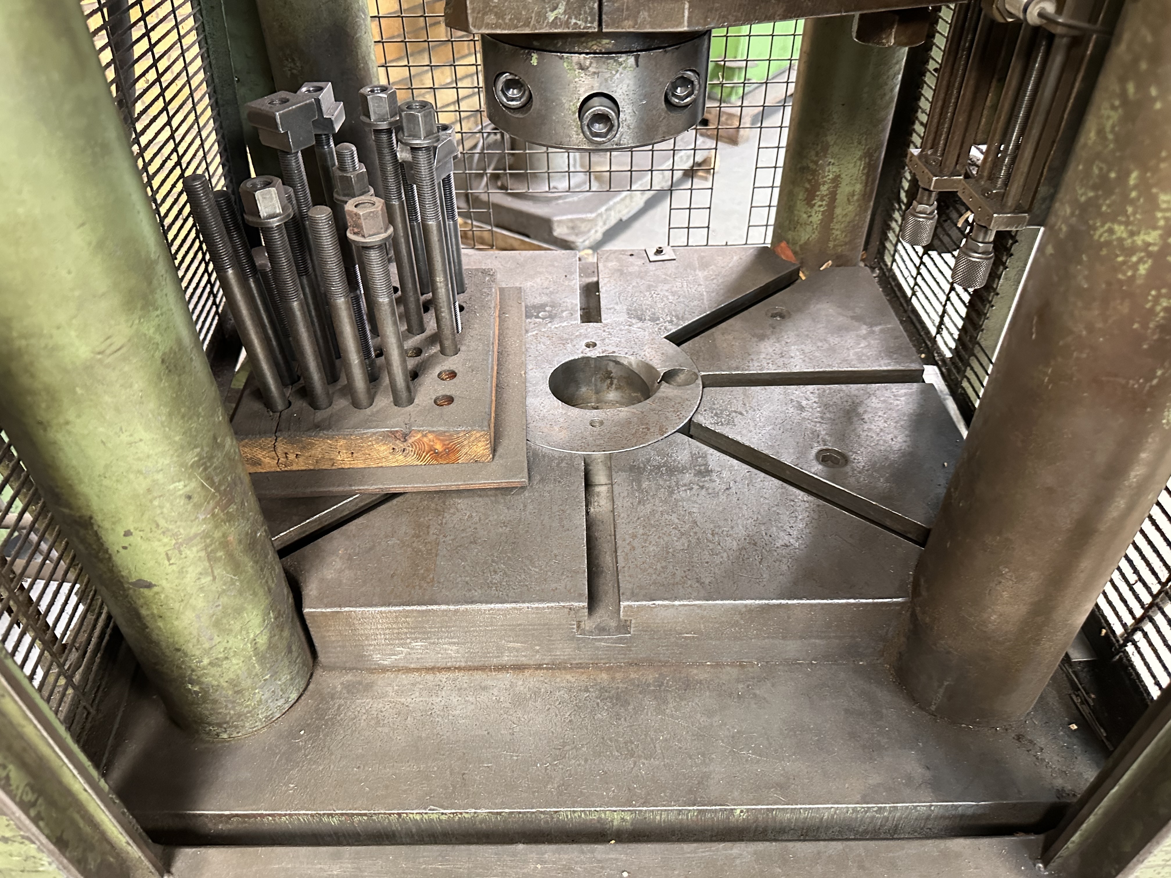 EMT 60ton Hydraulic Press