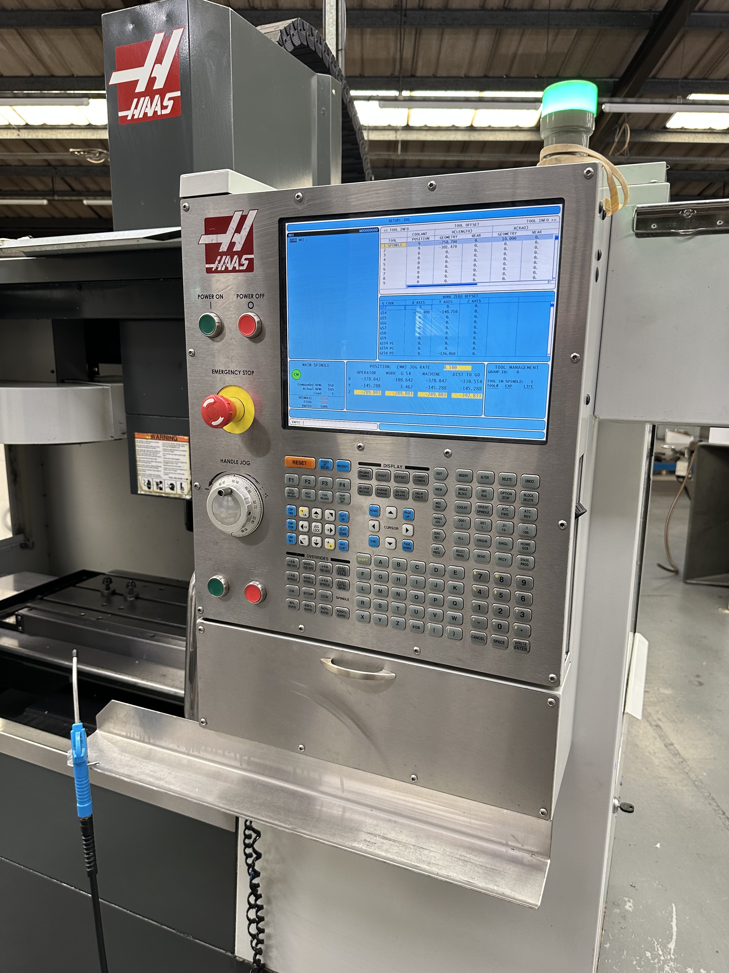 Haas VF-2CDE CNC Vertical Machining Centre with Haas CNC Control. (11/2009)