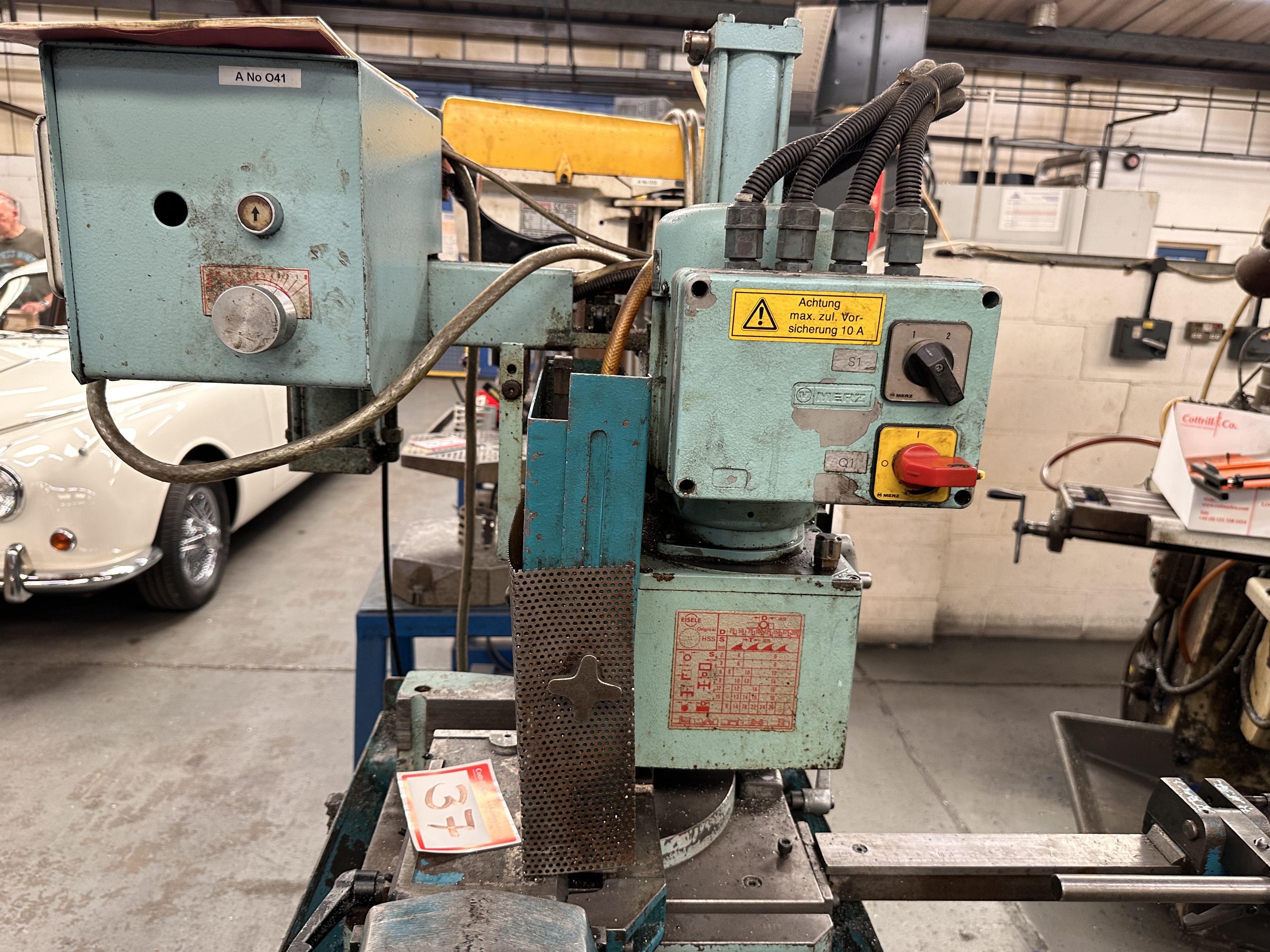 Rivers VMS 300 PV Cut Off Saw
