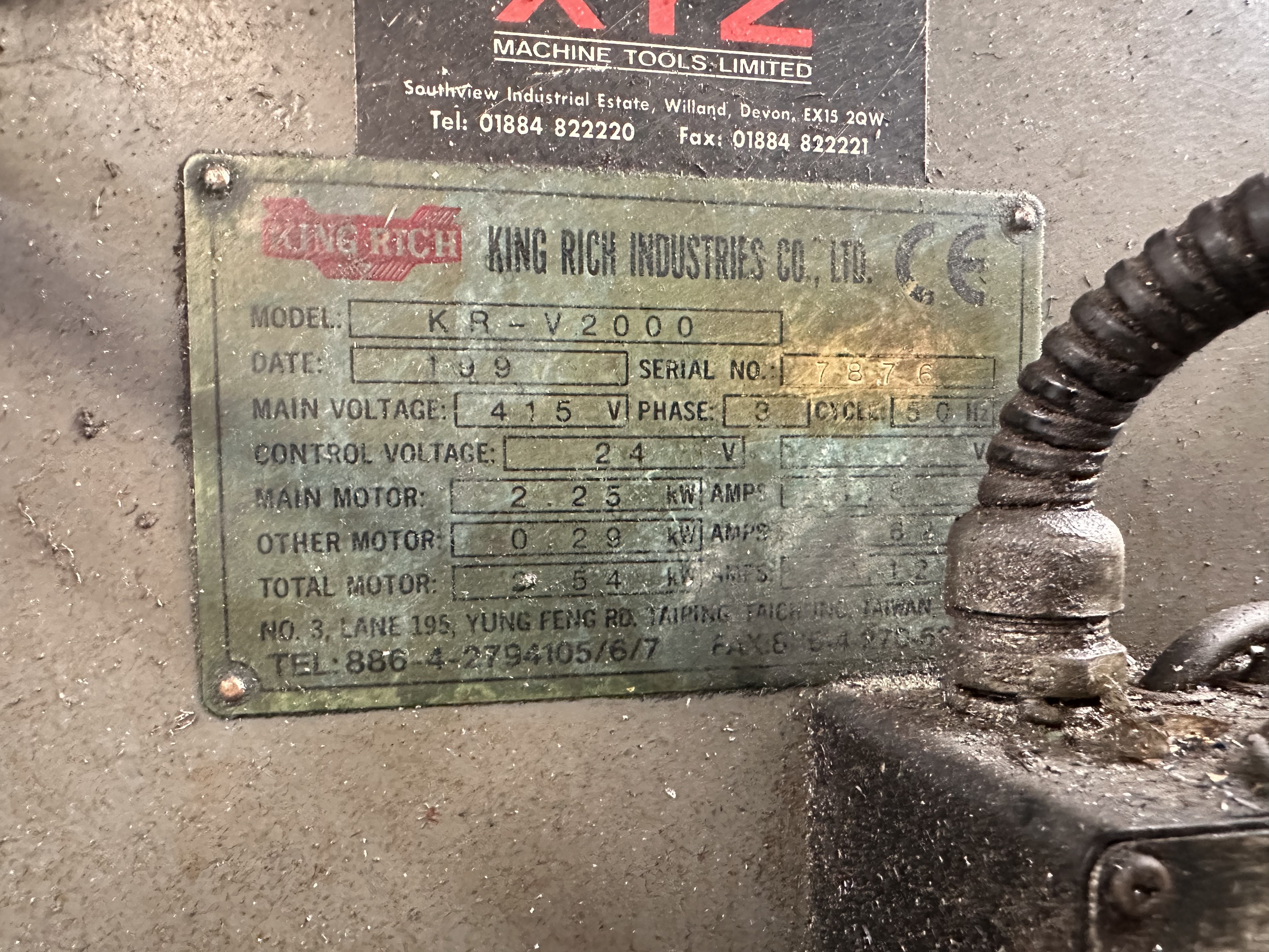 XYZ KRV2000 Turret Milling Machine with Acu-rite 2 Axis DRO (1997)
