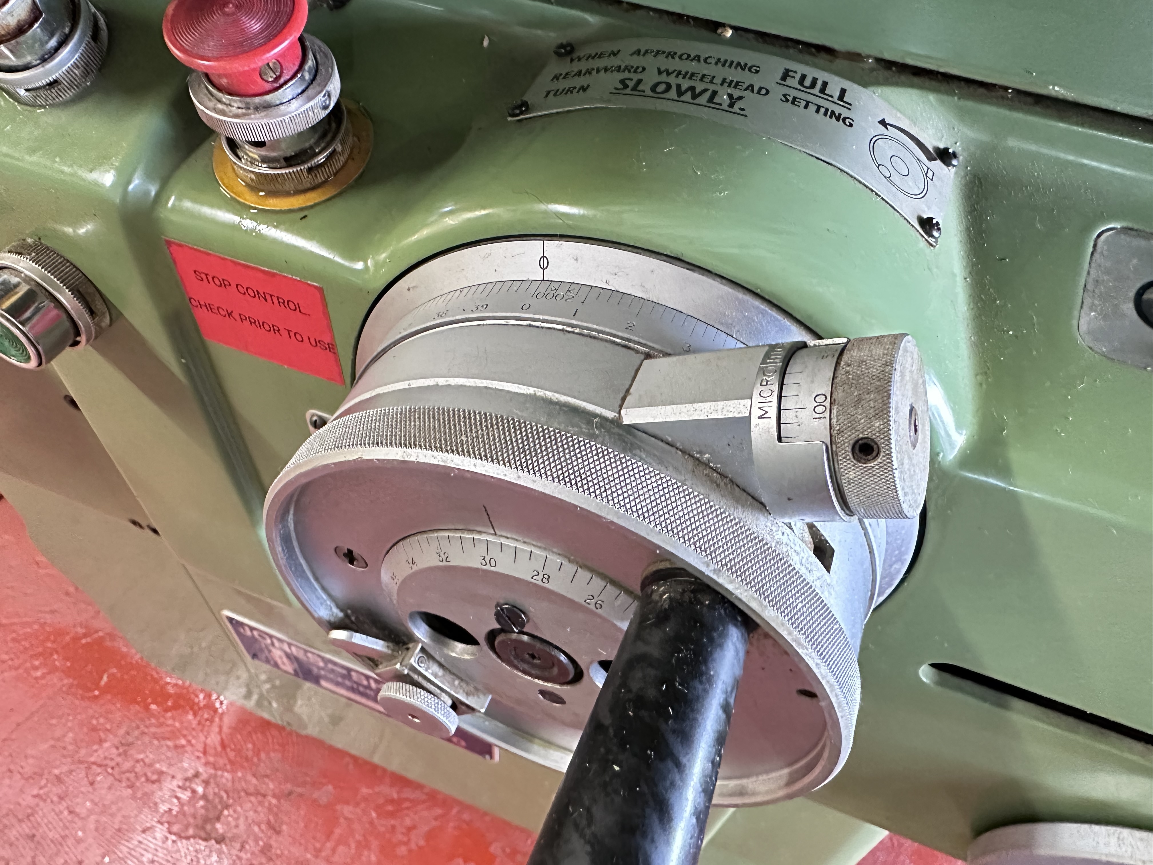 Jones & Shipman 1070 Cylindrical Grinder