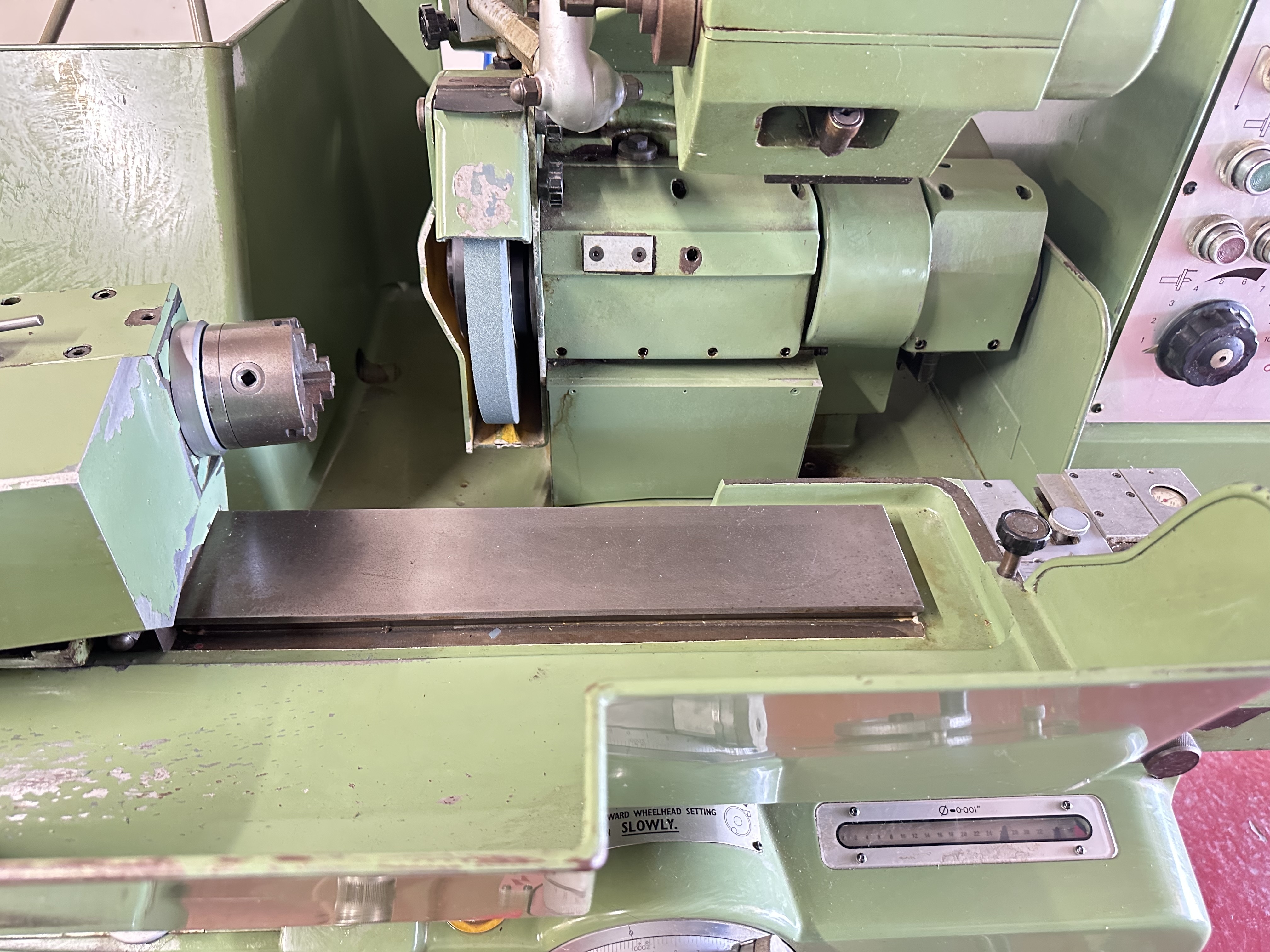 Jones & Shipman 1070 Cylindrical Grinder