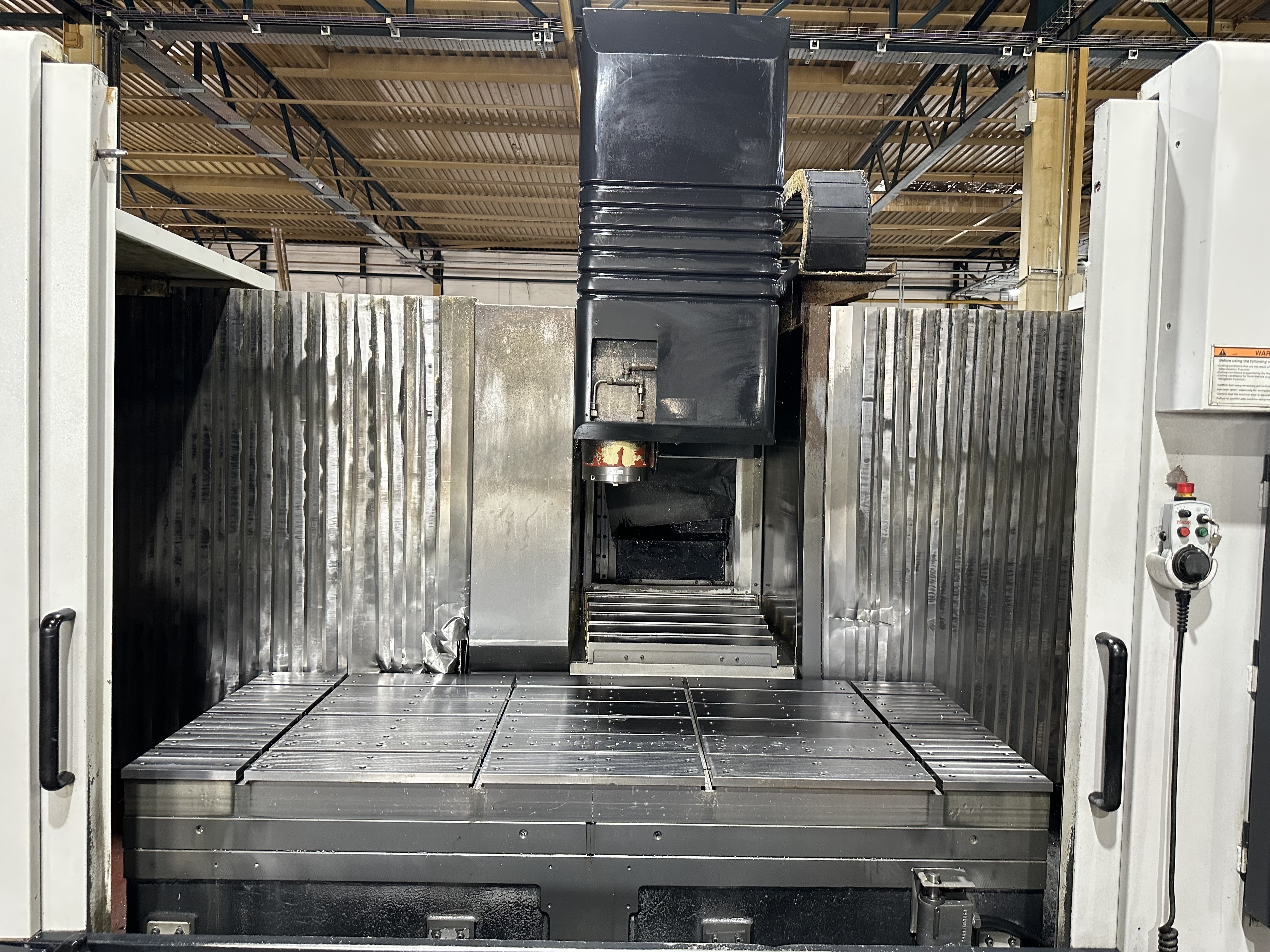 Mazak VTC-300C-II CNC Vertical Machining Centre. (2007)