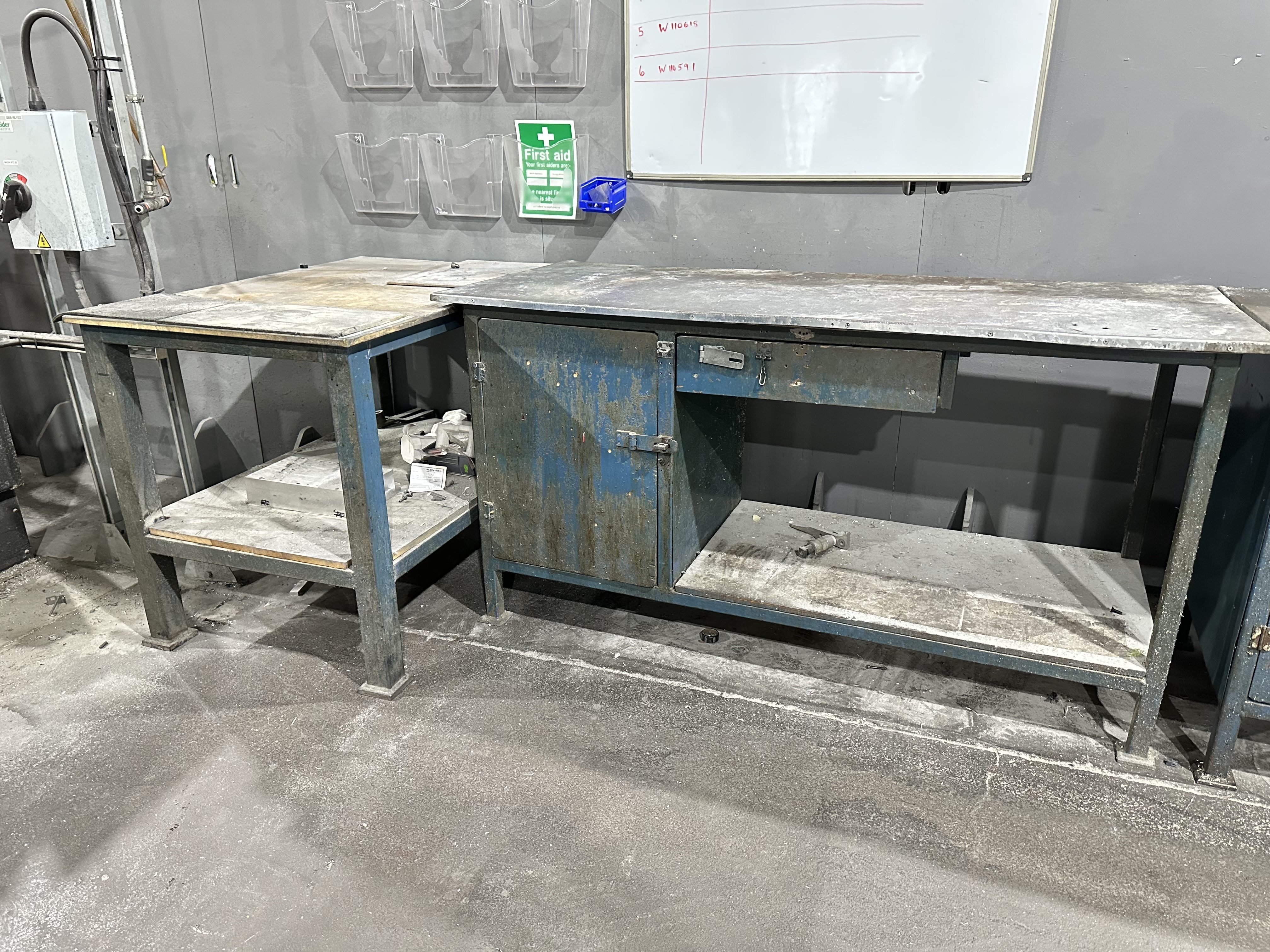 Various Size Work Bench & Tables