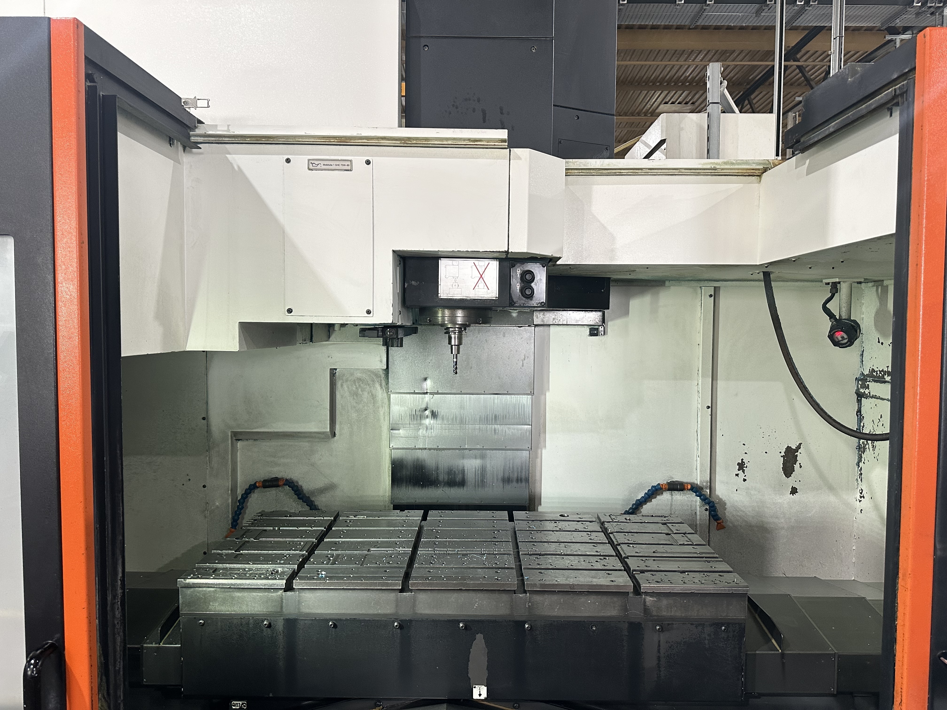Mazak Vertical Centre Smart 530C Machining Centre. (2016)