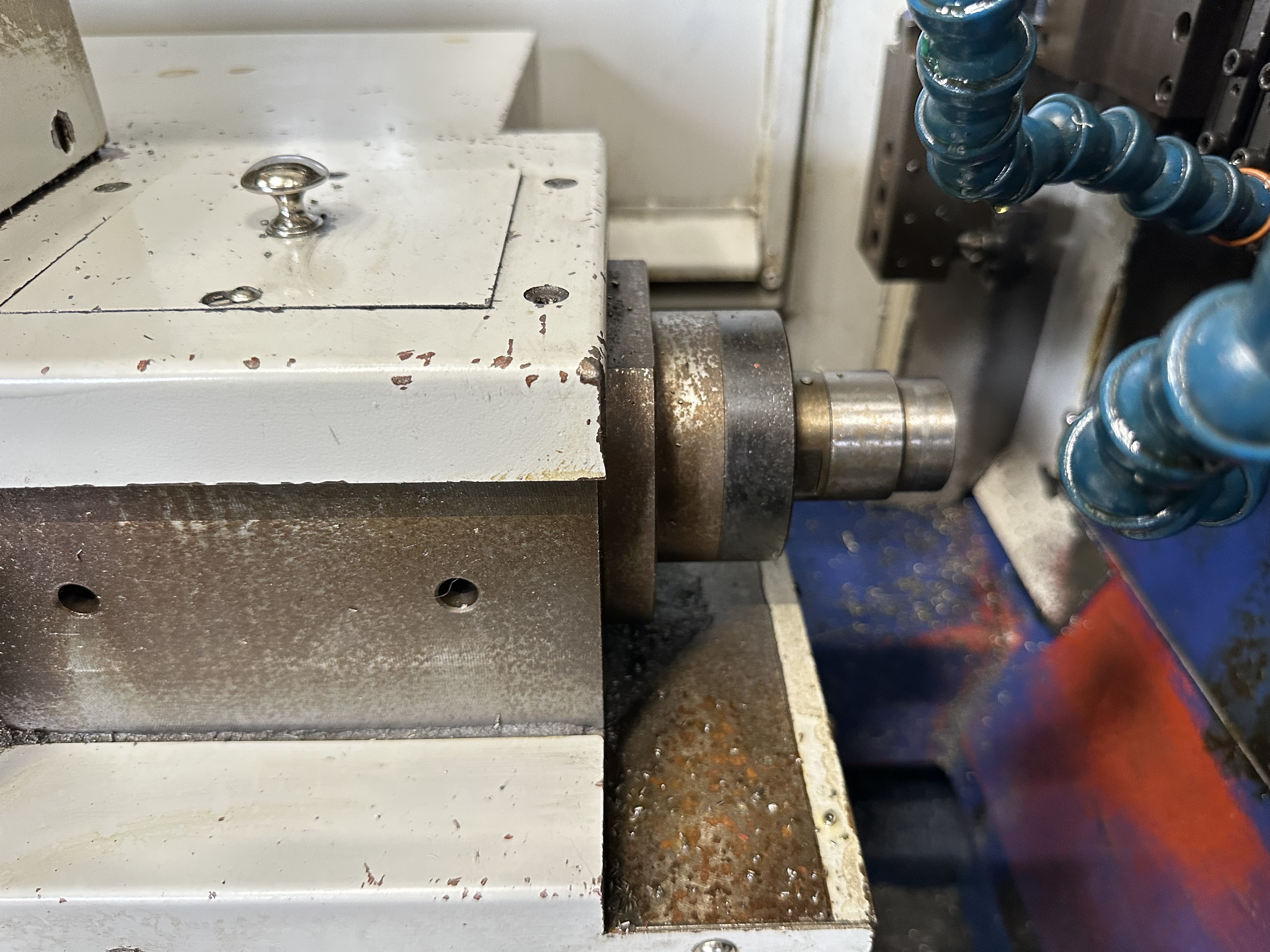 Hanwha SL12S Sliding Head Lathe 5 Axis Machine with Fanuc Series 18i-T CNC Control (2003)