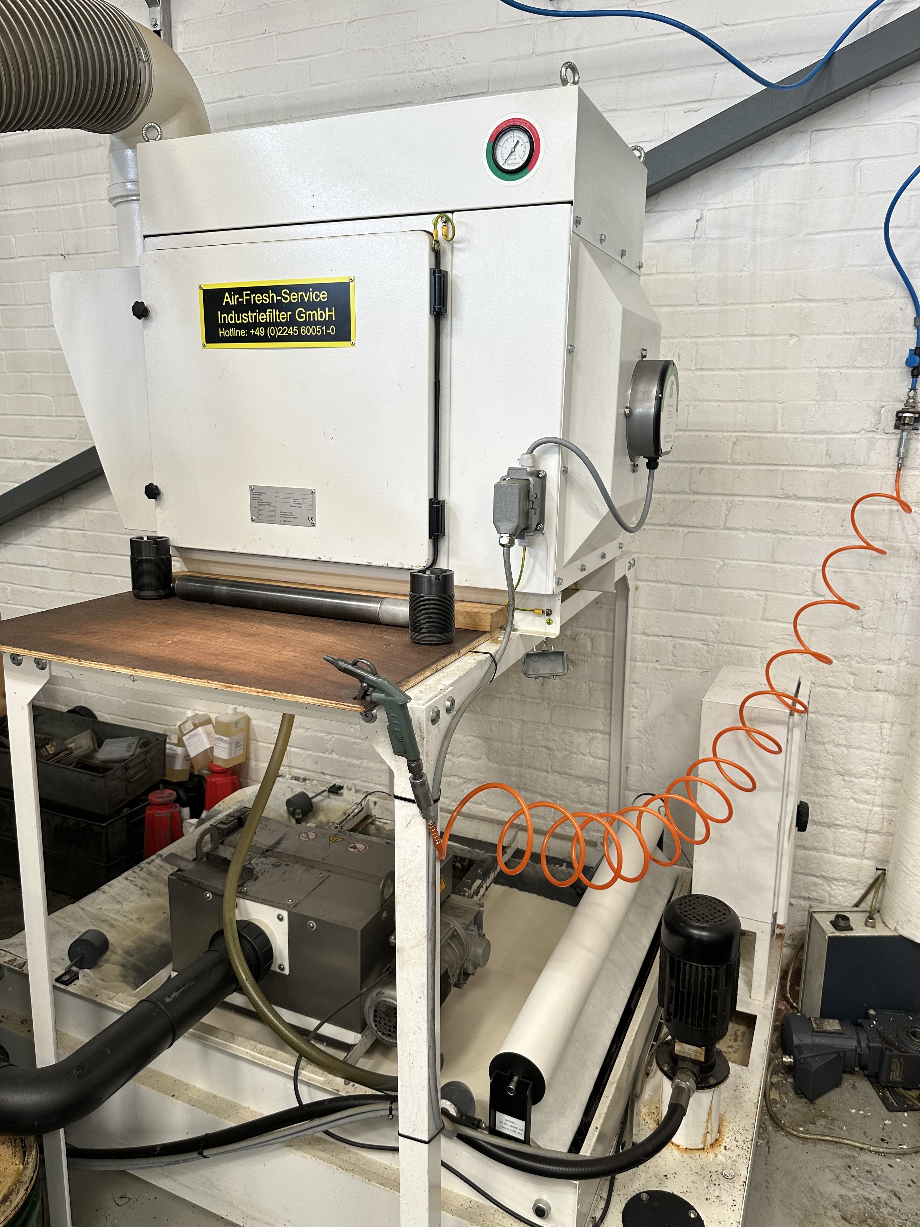 Studer Favorit 650 CNC Universal Cylindrical Grinding Machine with Fanuc Oi-TD CNC Control (2022)