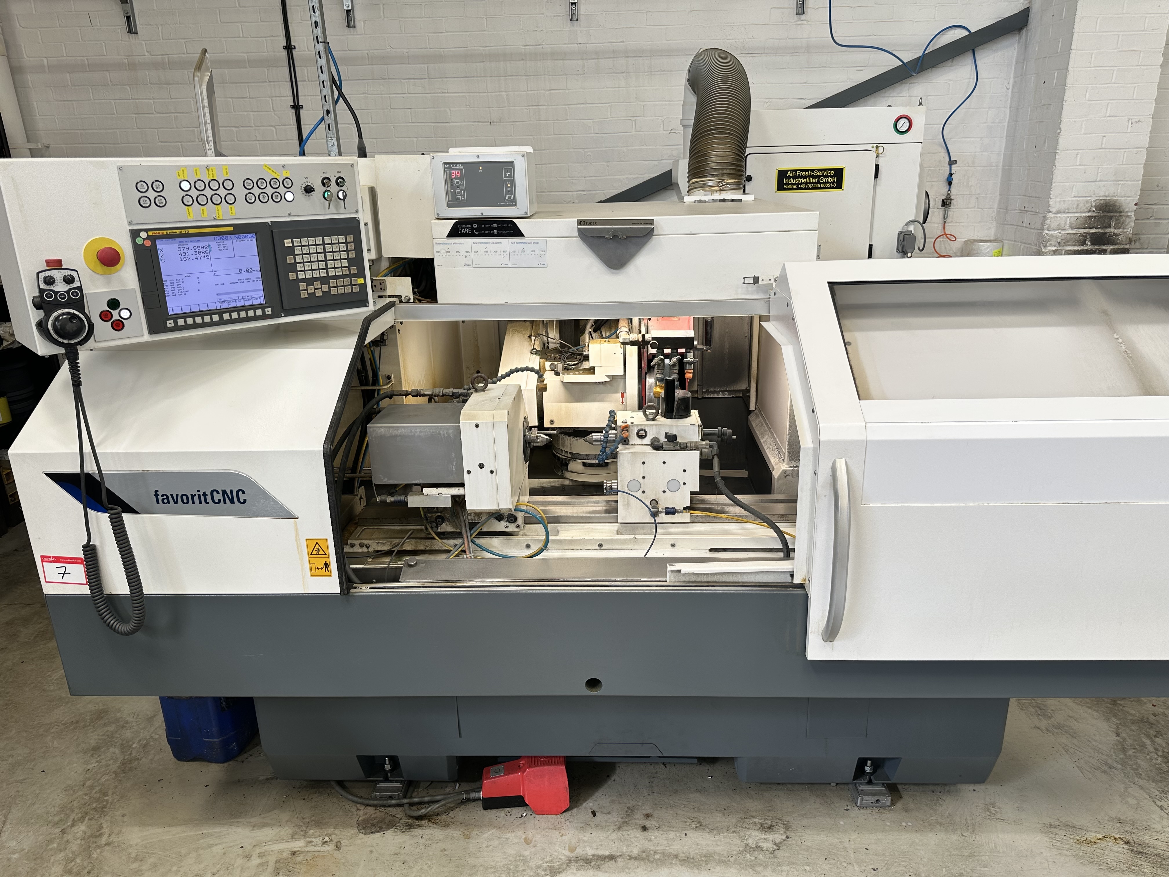 Studer Favorit 650 CNC Universal Cylindrical Grinding Machine with Fanuc Oi-TD CNC Control (2022)
