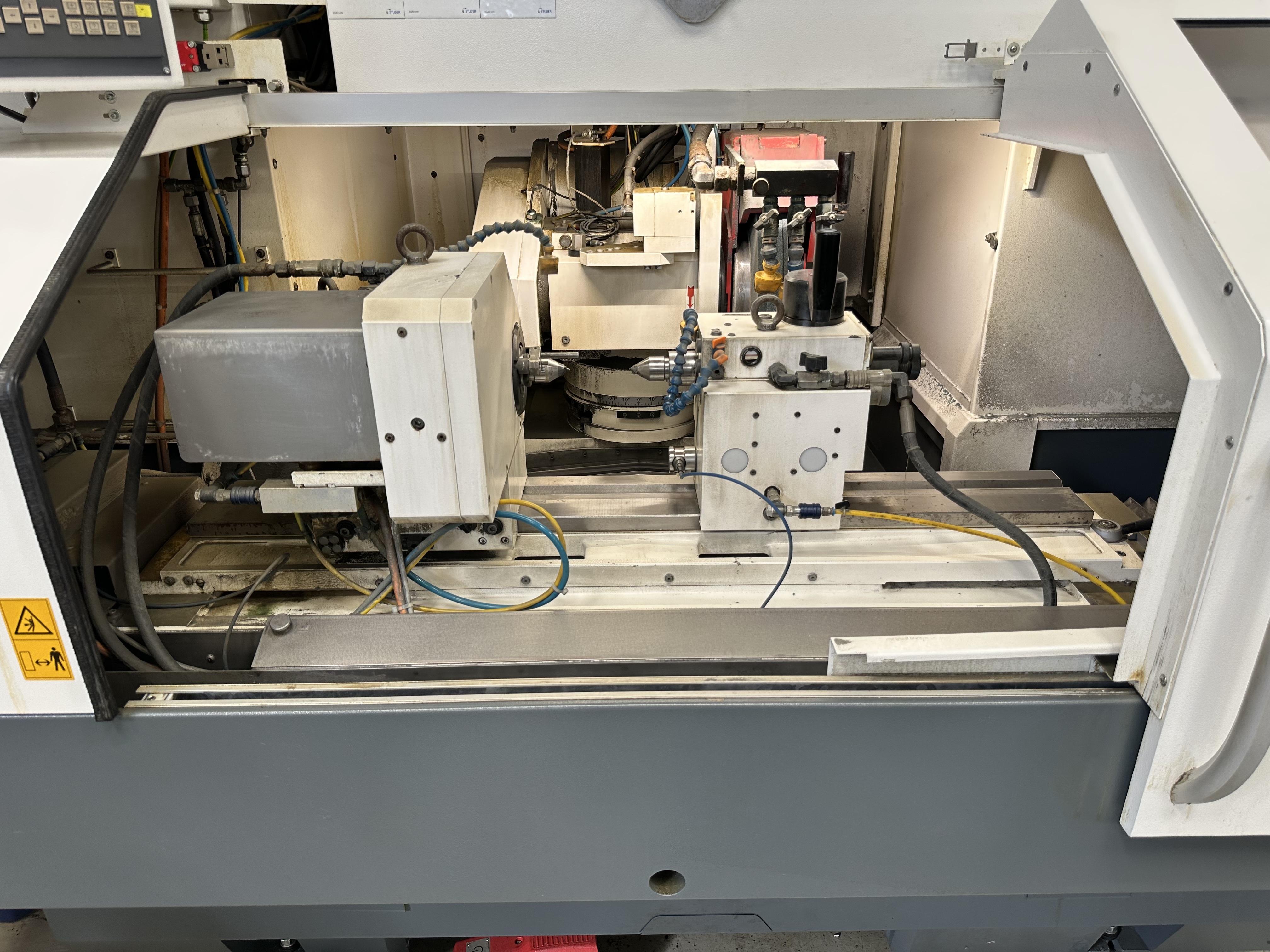 Studer Favorit 650 CNC Universal Cylindrical Grinding Machine with Fanuc Oi-TD CNC Control (2022)