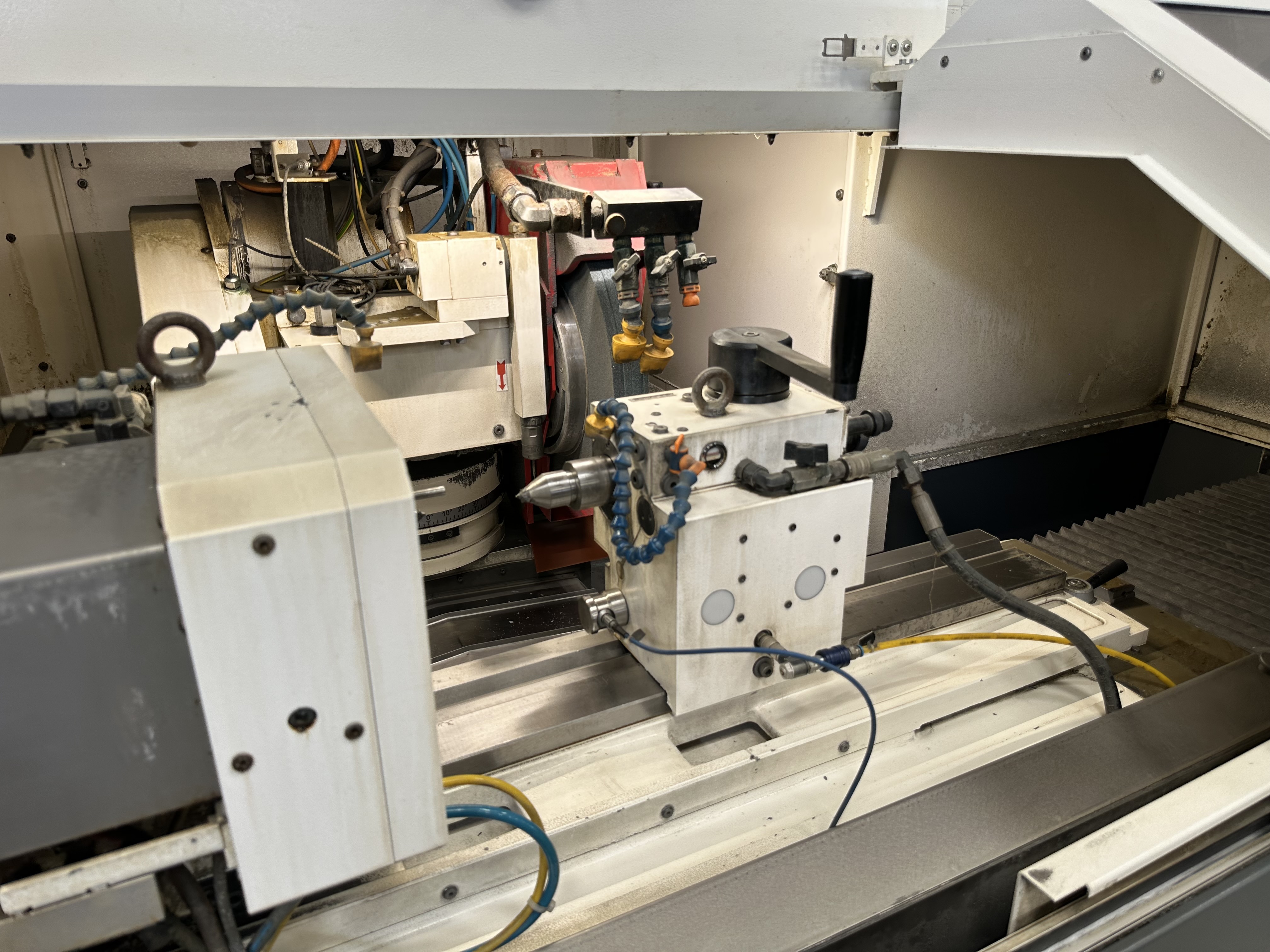 Studer Favorit 650 CNC Universal Cylindrical Grinding Machine with Fanuc Oi-TD CNC Control (2022)