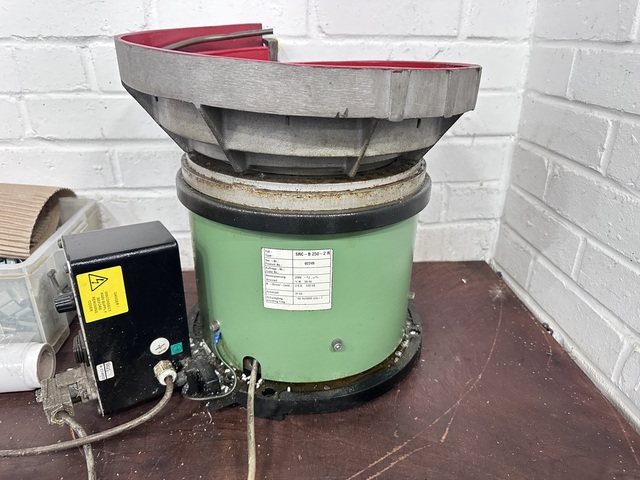 SRC-B-250R Vibro Parts Feeder, 360mm Diameter