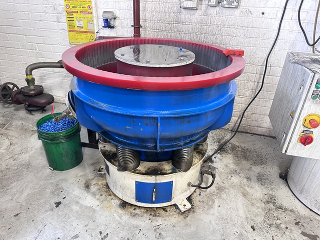 PDJ Vibro Parts Rumbler/Deburrer, 900mm Bowl, Model TBT-150