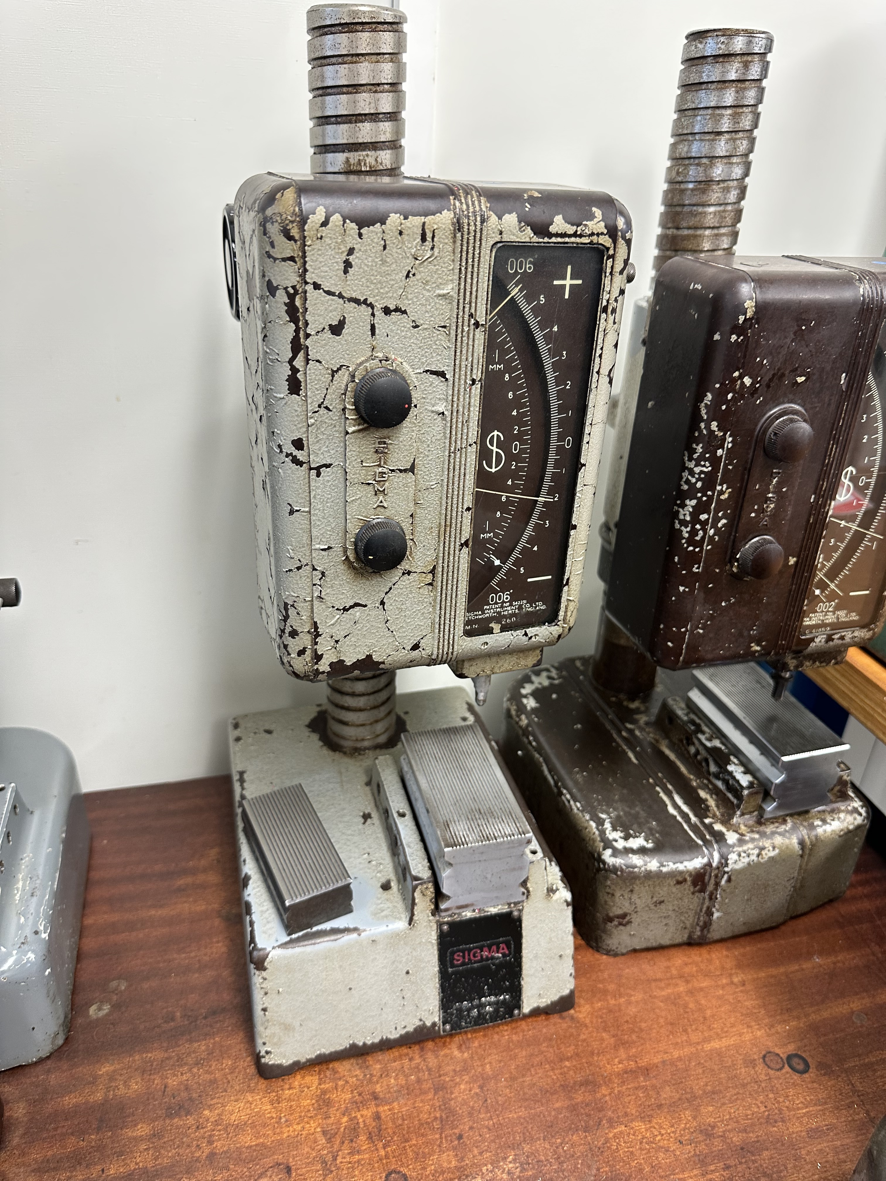 (3) x Sigma Comparators