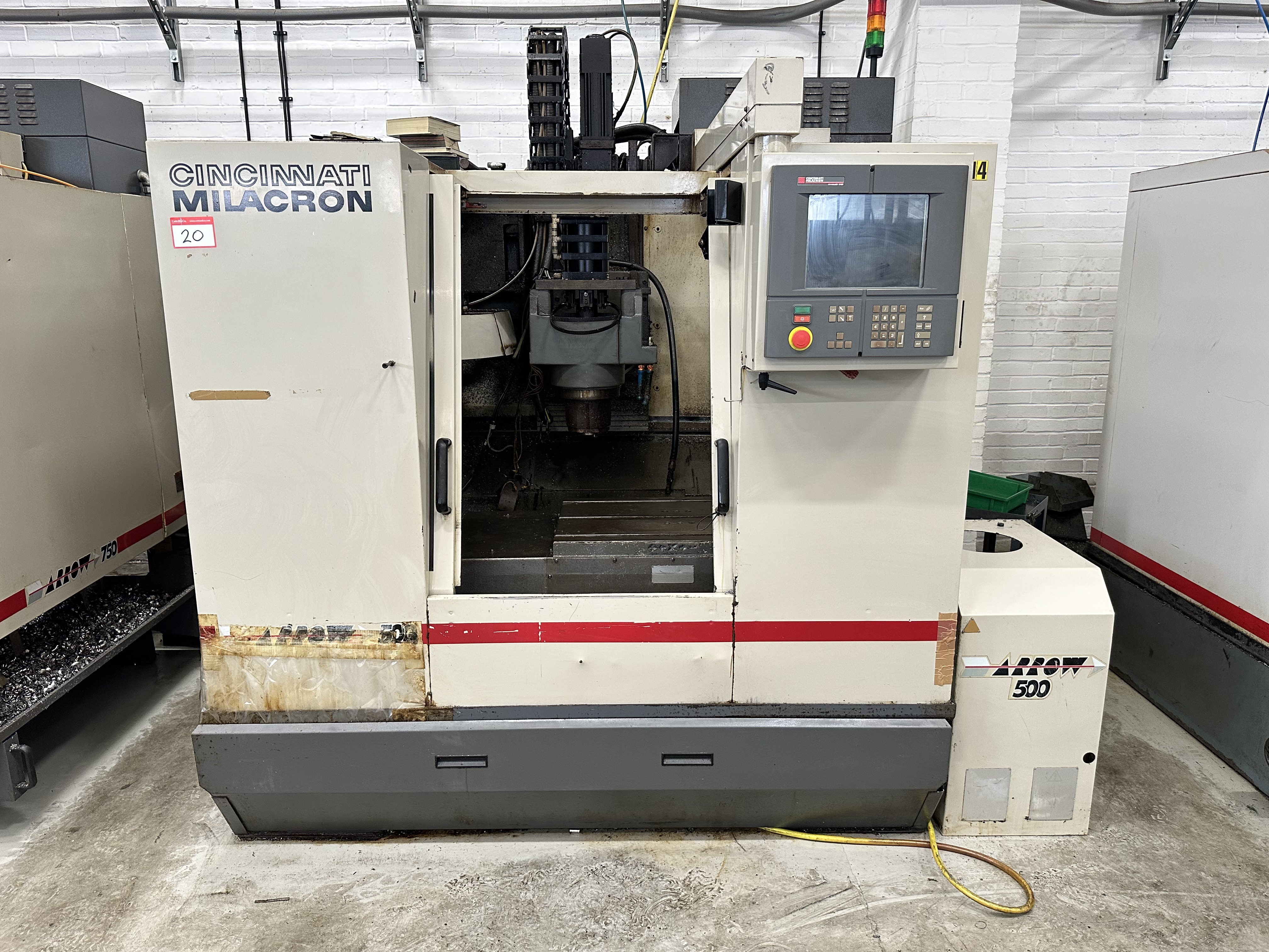 Cincinnati Milacron Arrow 500 CNC Vertical Mill with Acramatic 2100 Control