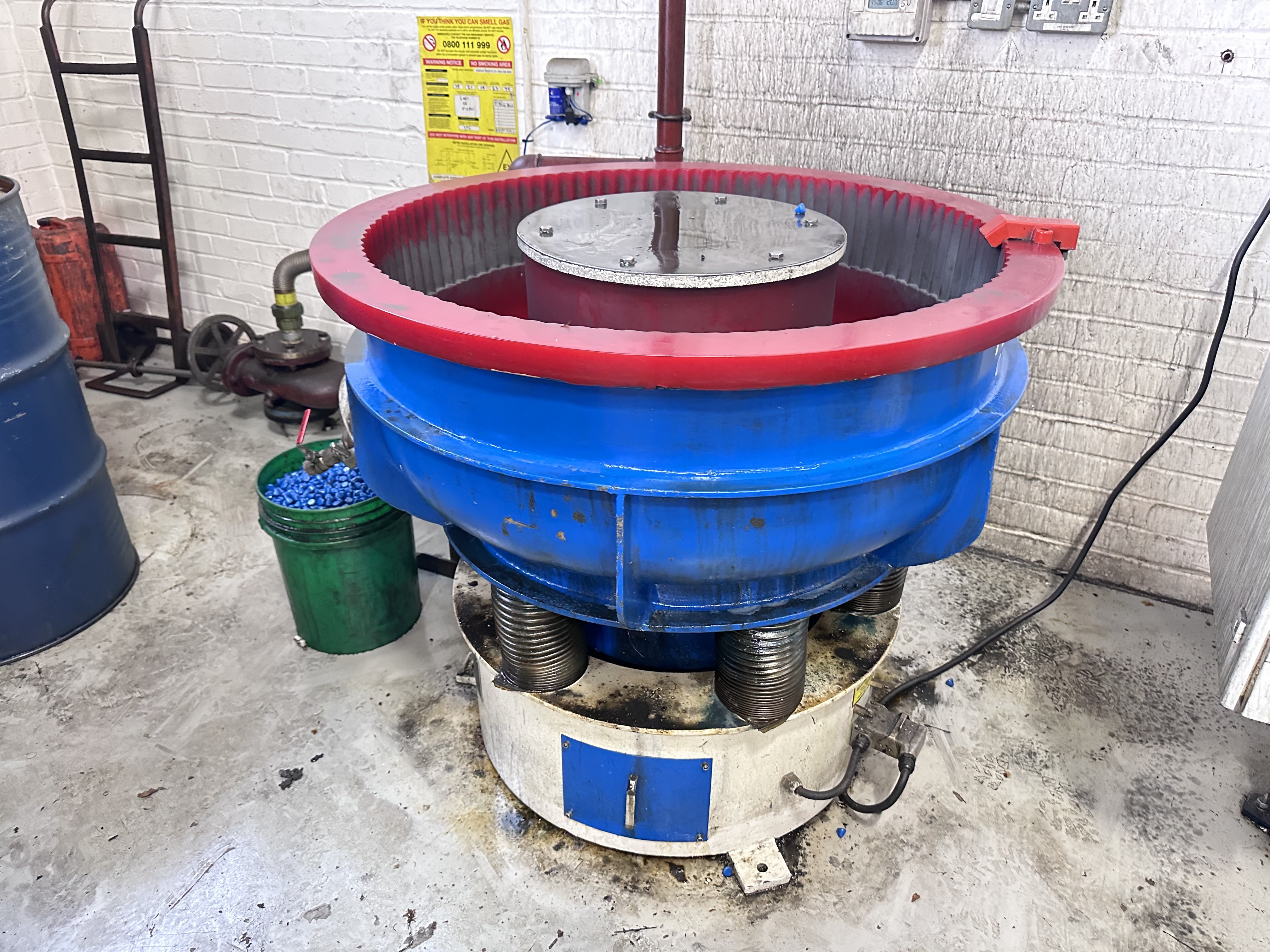 PDJ Vibro Parts Rumbler/Deburrer, 900mm Bowl, Model TBT-150