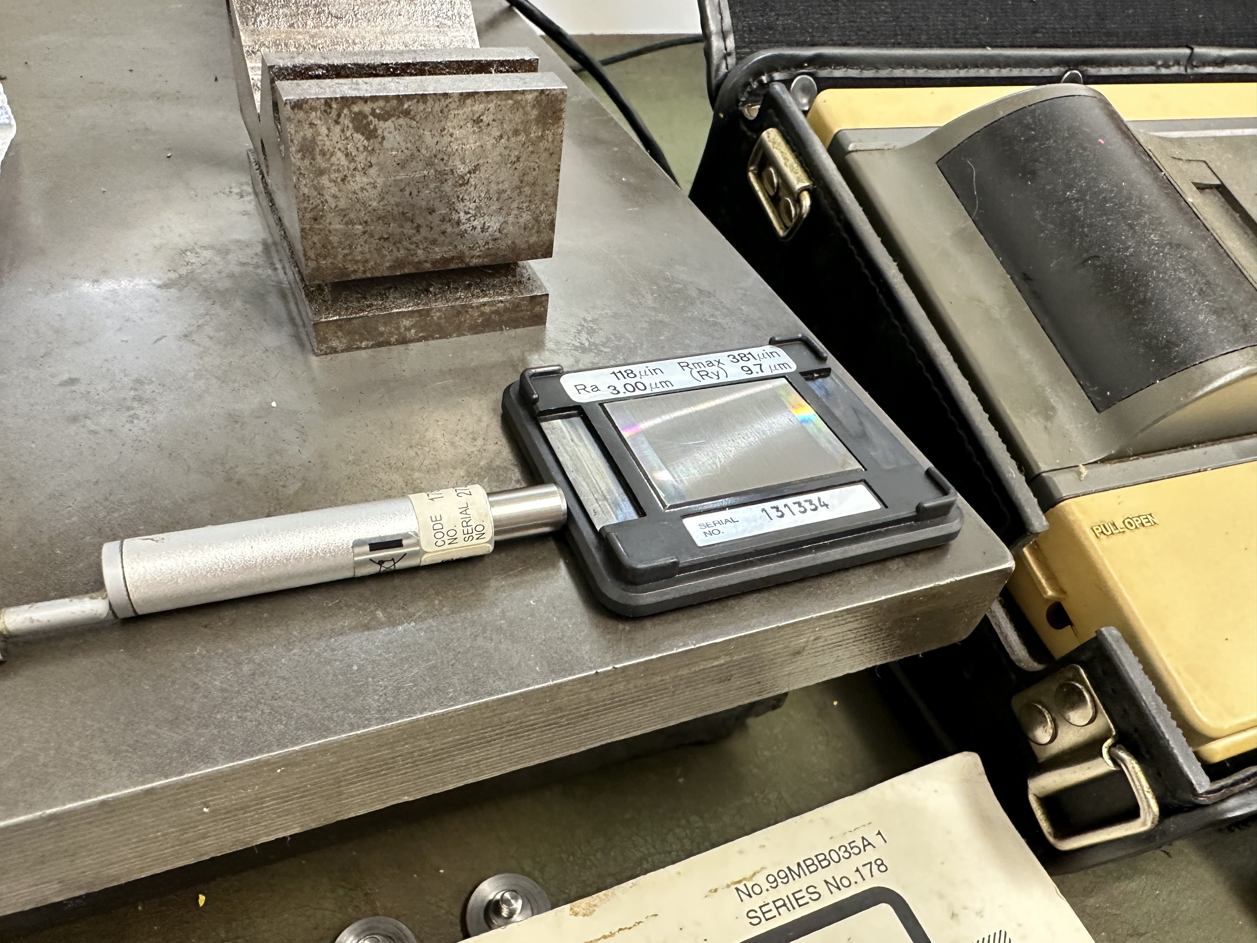 Mitutoyo SJ301 Surface Roughness Tester