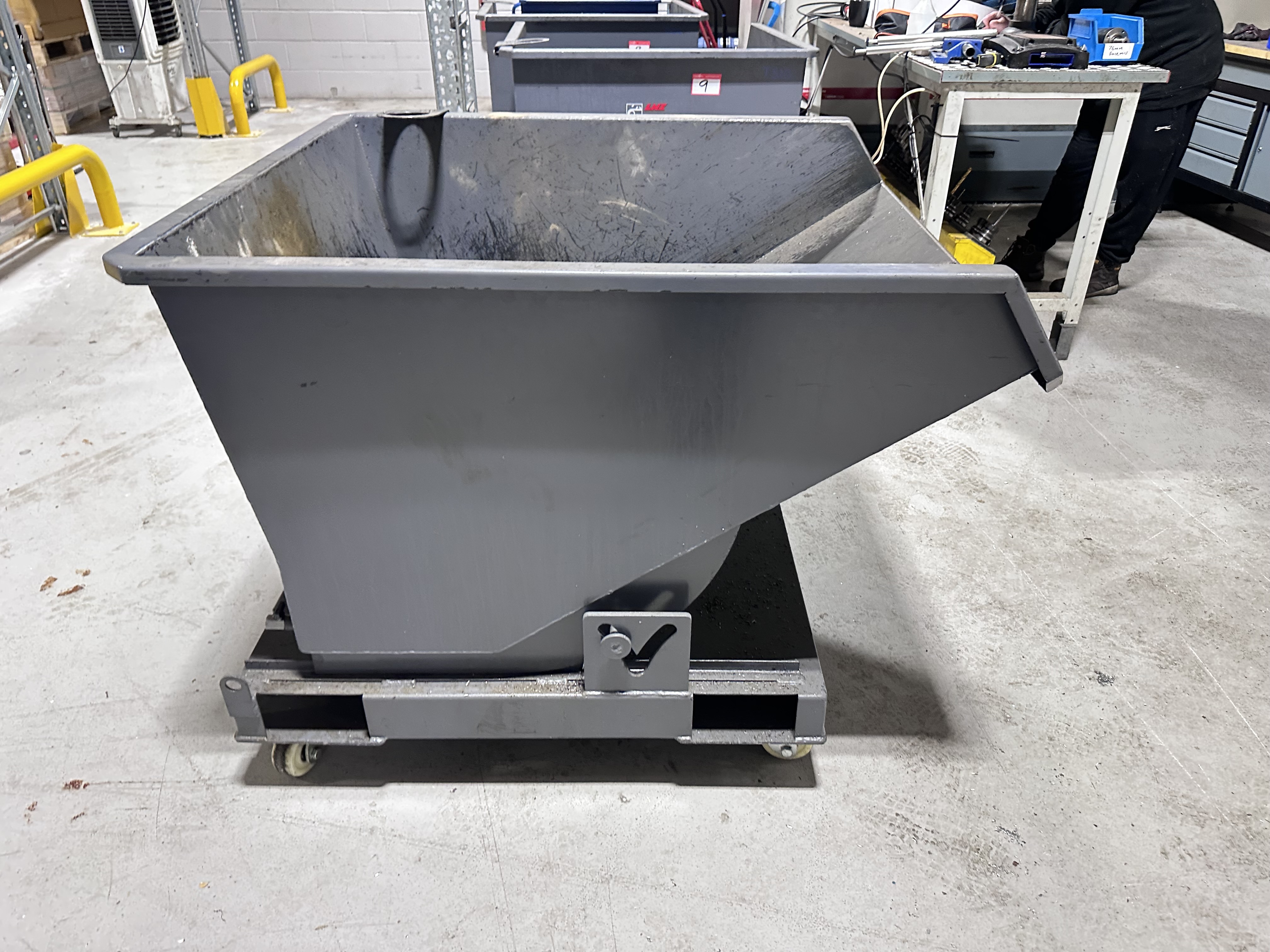 LNS Chip Hopper 1080mm x 1250mm x 680mm