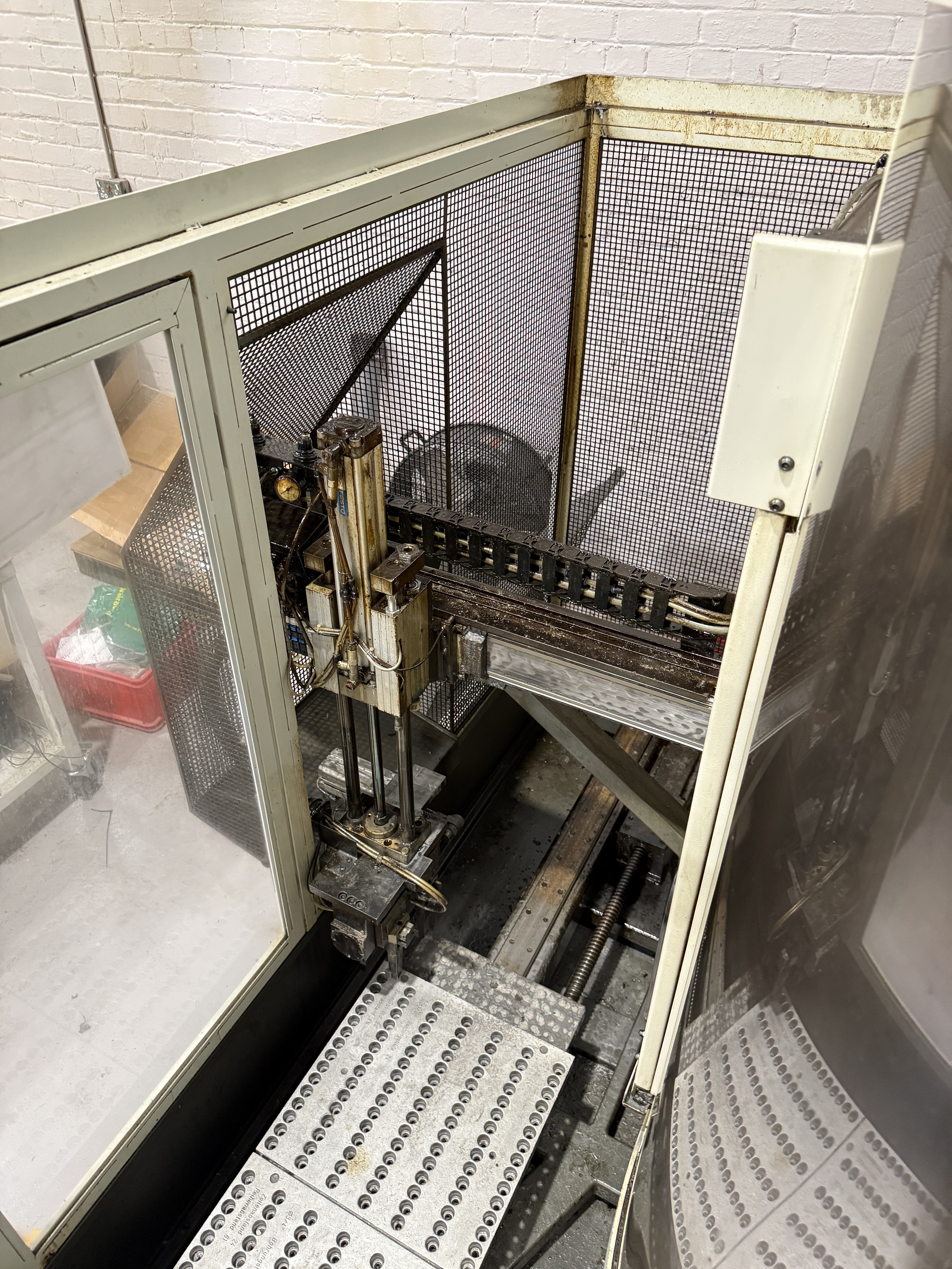 Walter Heli-Power Production 5-Axis CNC Tool Grinder. (1998)