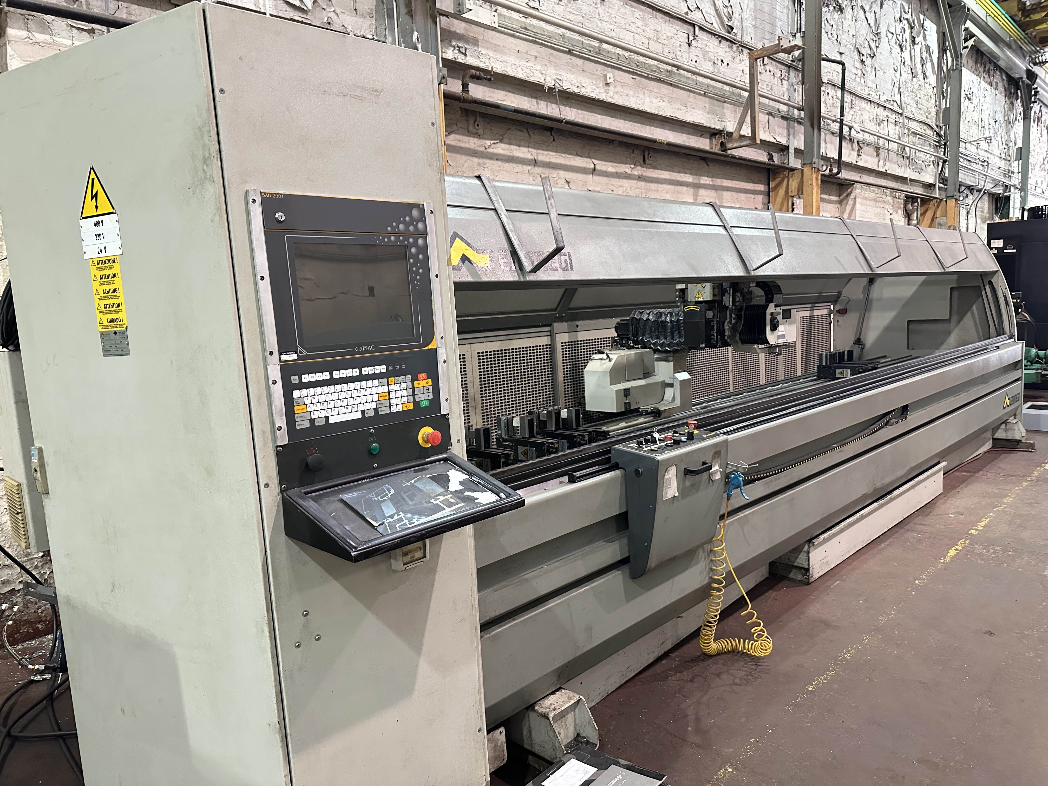Emmegi Comet Isola, 4 Axis CNC Vertical Machining Centre (2004)