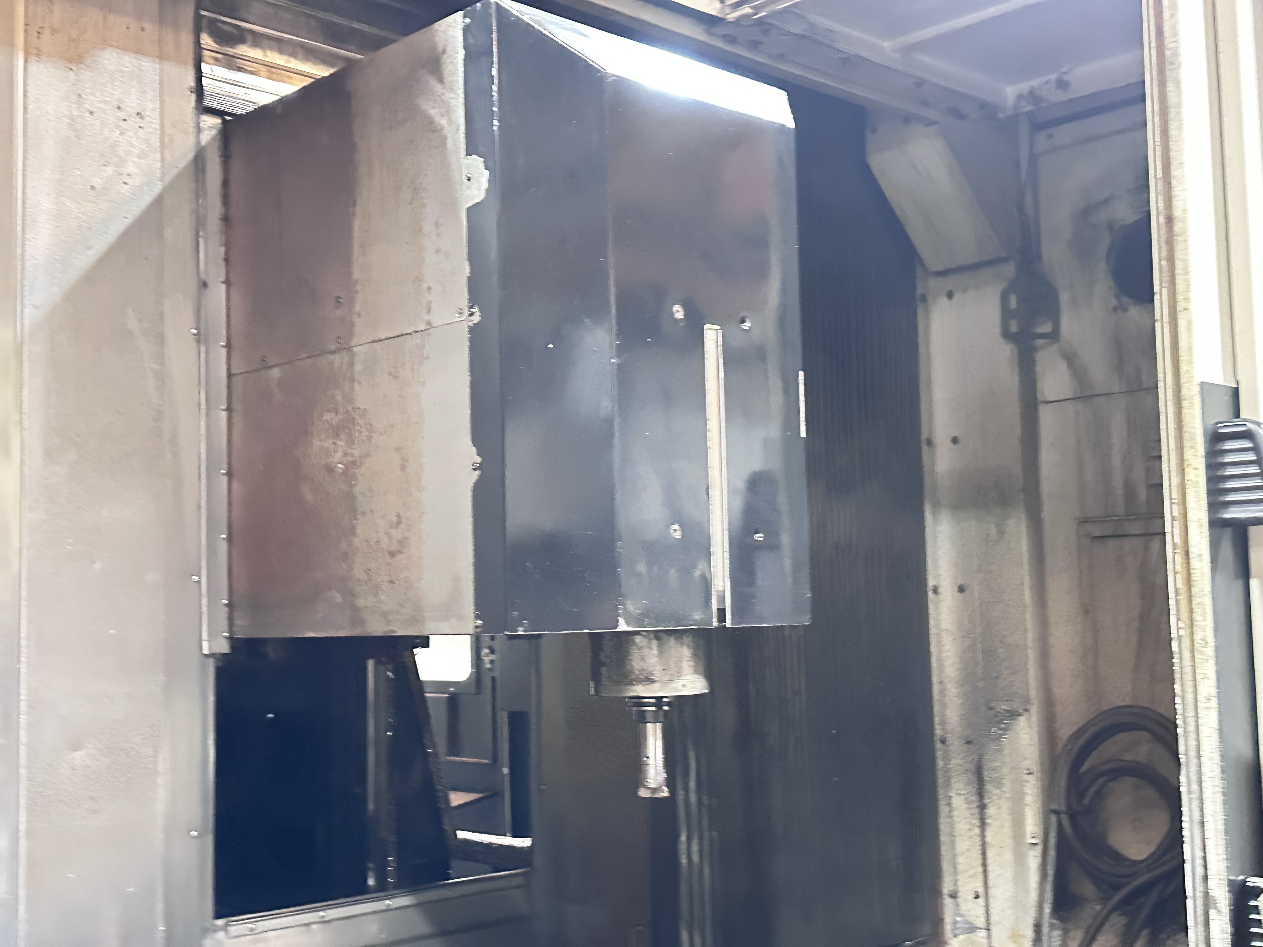 Mazak VTC820/30 3-Axis Machining Centre. (2010)
