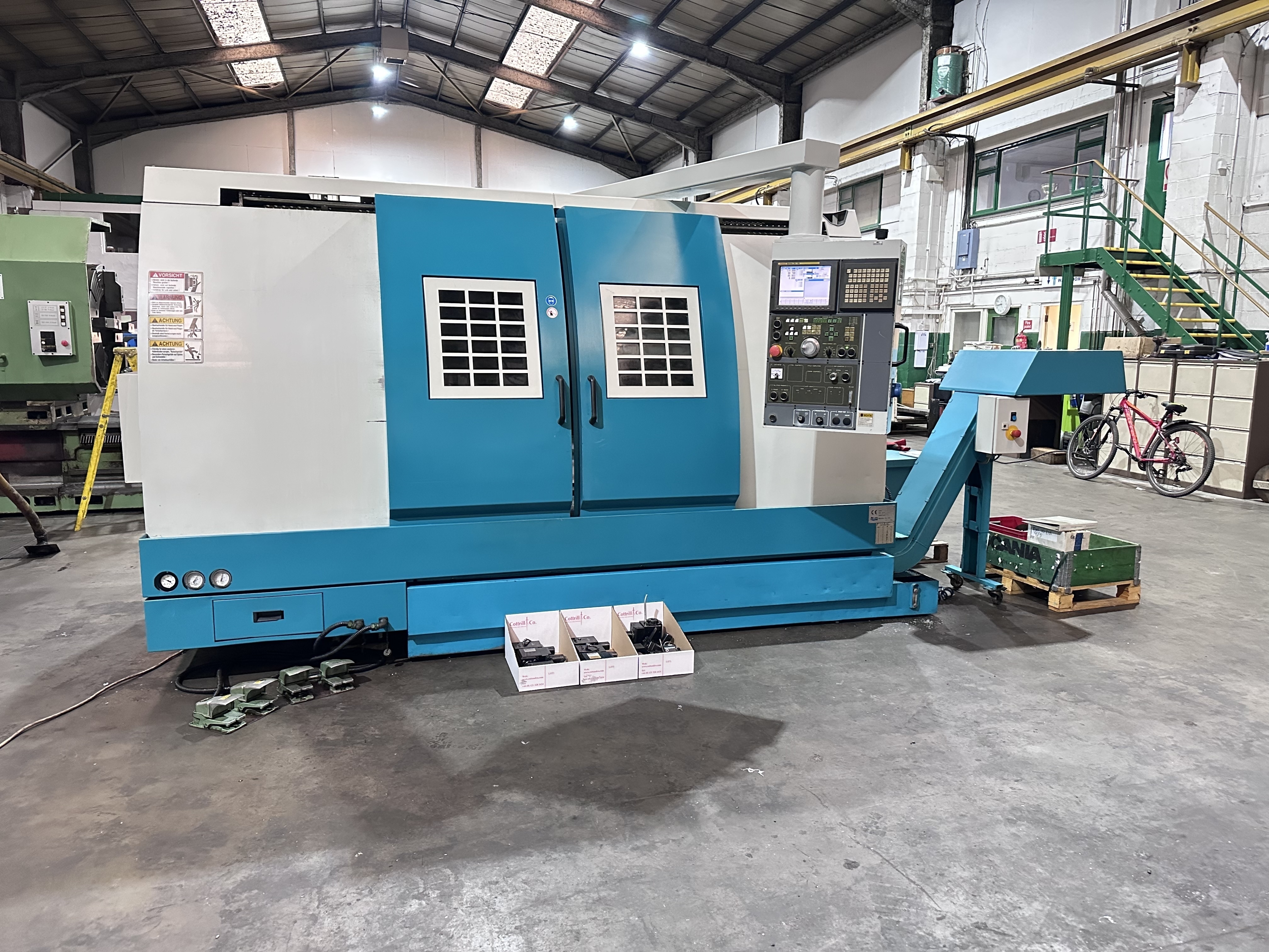 Doosan Mecatec S550LM Slant Bed CNC Lathe (2004)