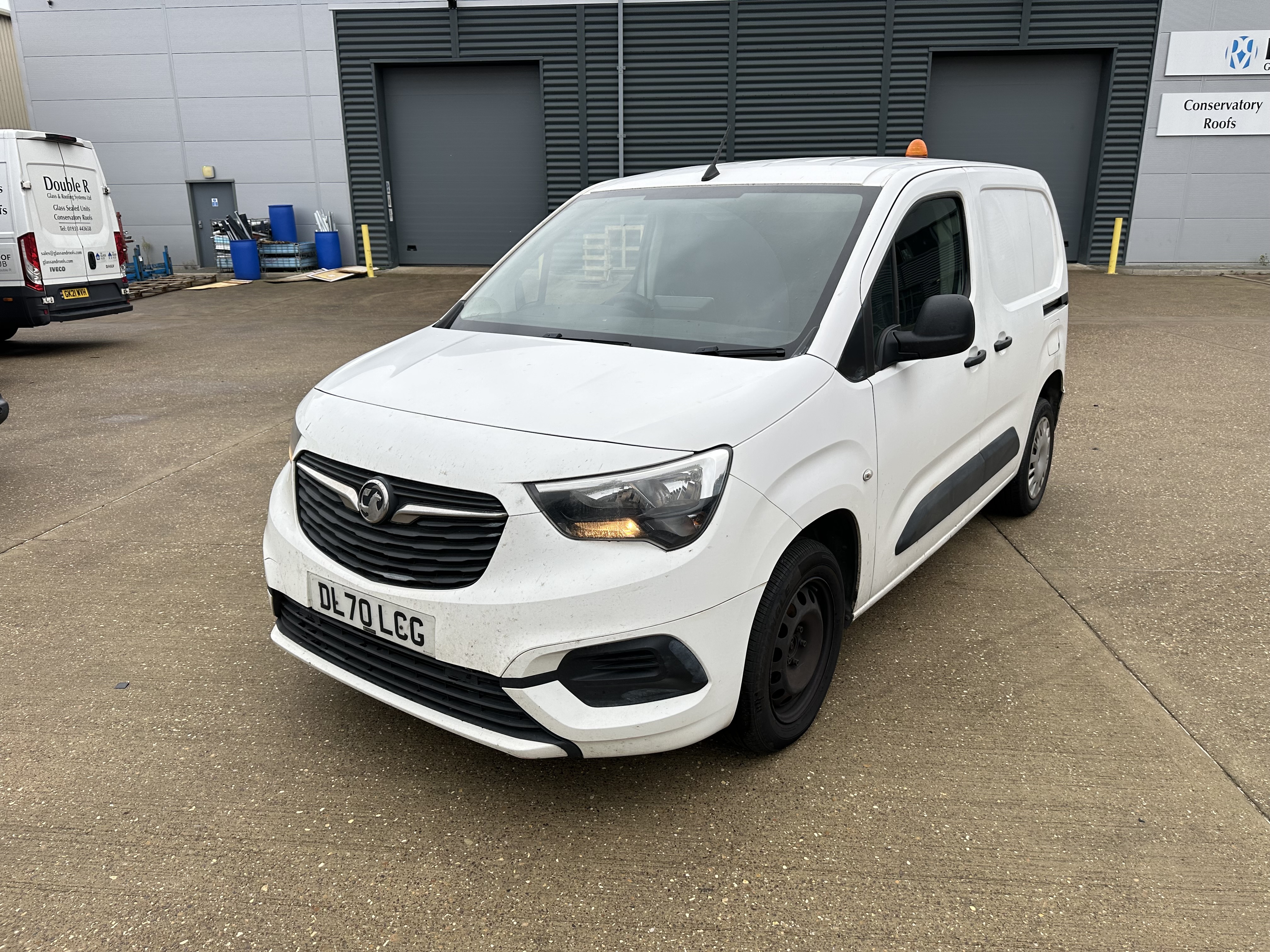 Vauxhall Combo 2300 Sportive S/S Panel Van Registration no: DL70 LCG