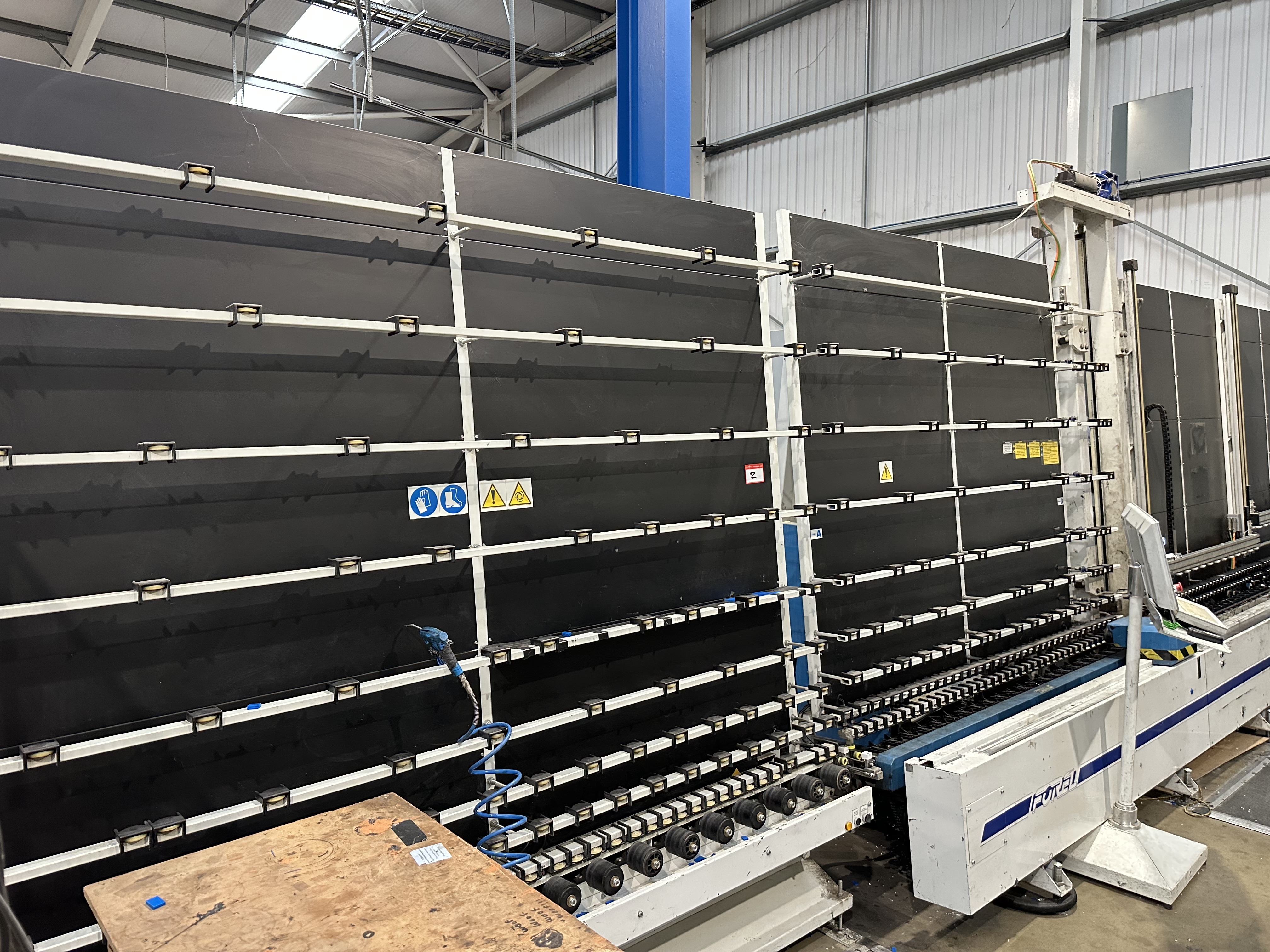 Forel High Speed Vertical Super Spacer Automatic Hot Melt IGU Line (2015)