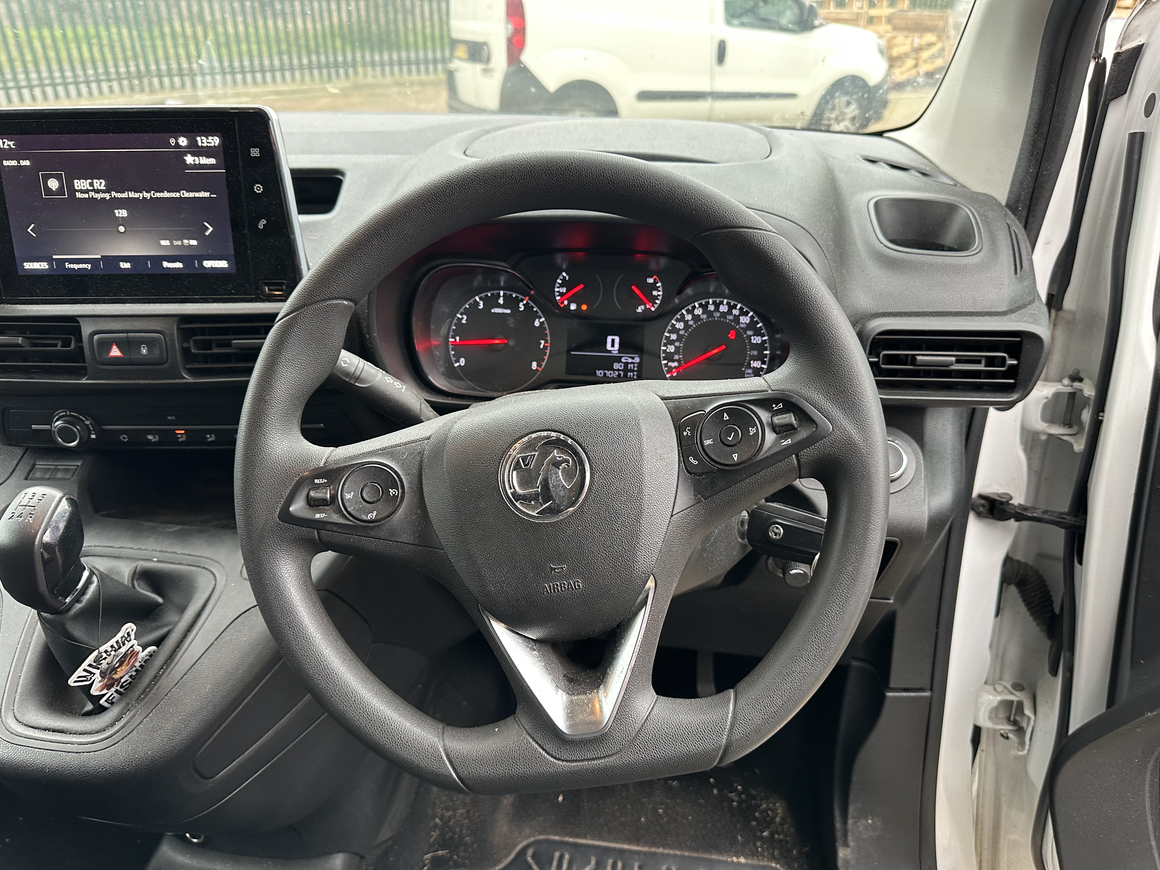 Vauxhall Combo 2300 Sportive S/S Panel Van Registration no: DL70 LCG