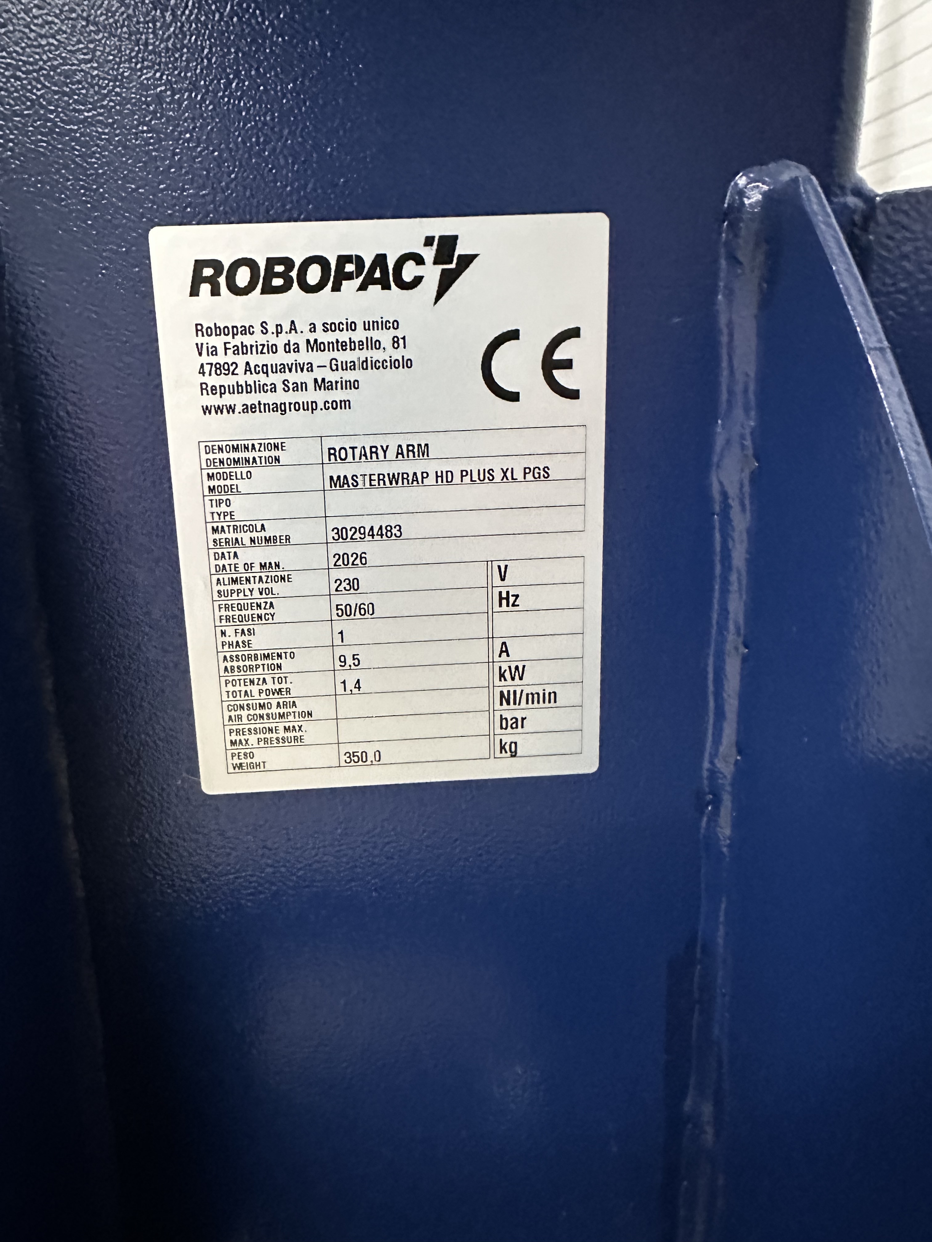 Robopac Masterwrap HD Plus XL PGS rotary arm pallet wrapper