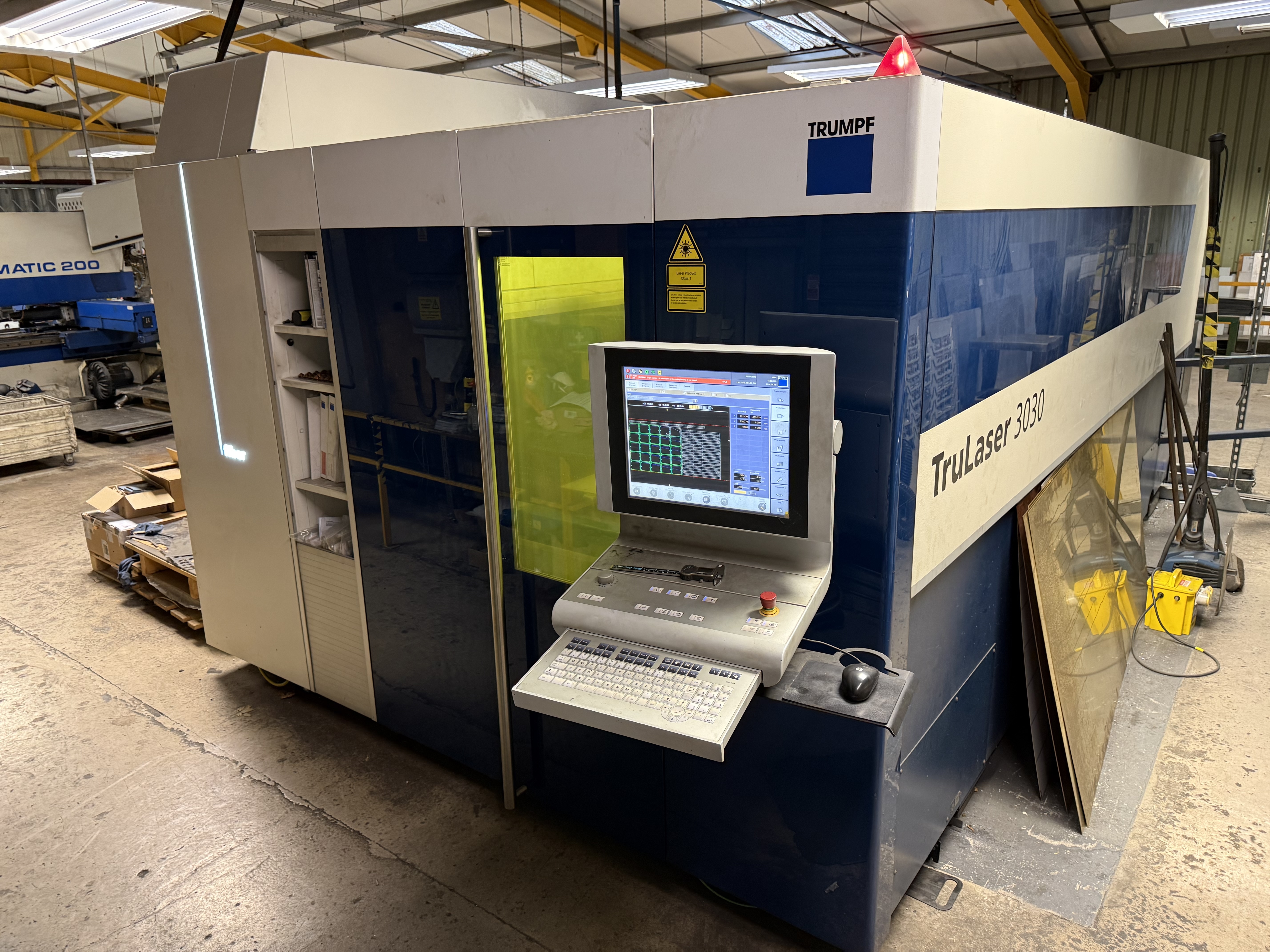 Trumpf Fibre TruLaser 3030 Flat Bed Laser Cutter (2013)