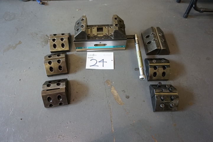 Hilma Vicing System with Spare Jaws