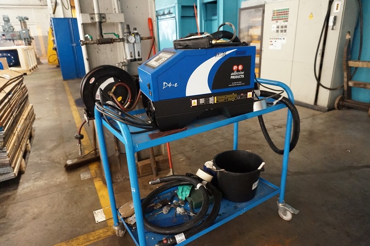 Adhesive Products Wax Gun