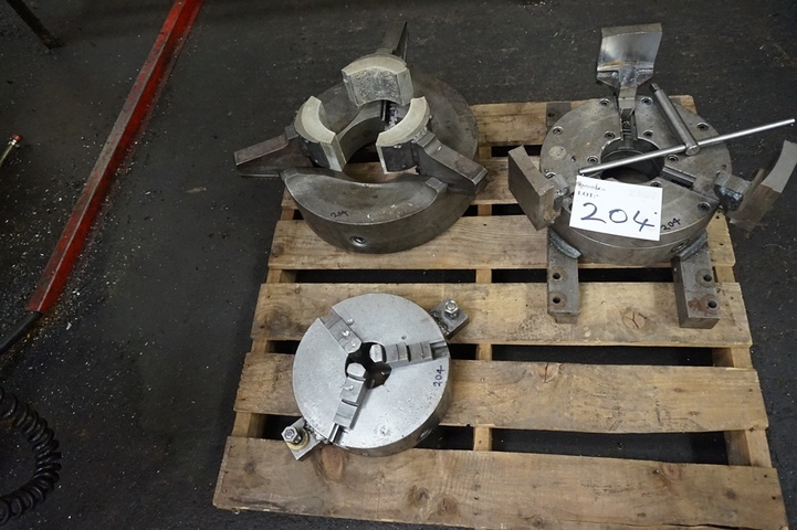 17’’ 3-Jaw Chuck, 12’’ 3-Jaw Chuck and 11’’ 3-Jaw Chuck
