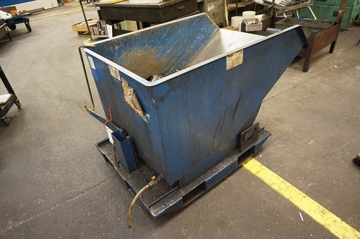 Mobile Tipping Skip, 800 x 1200 x 800