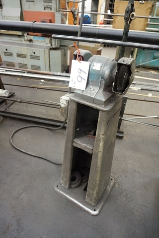 Black & Decker 6’’ Double Ended Grinder