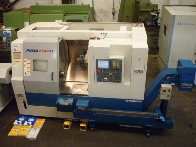 Daewoo Puma 2500SY Lathe with Fanuc 18i-TB Control
