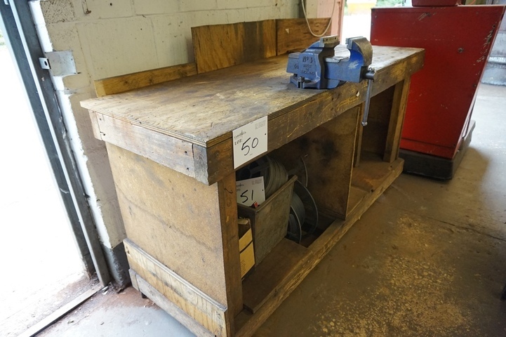 (1) Bench 58’’ x 24’’ with No.3 Record Vice, (1) Bench 60’’ x 24’’ and (1) Bench 60’’ x 24’’