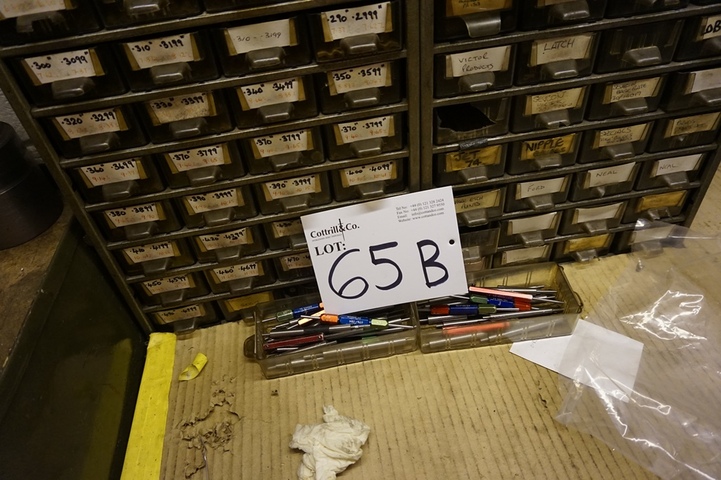 Storage Boxes with Inspection Gauges