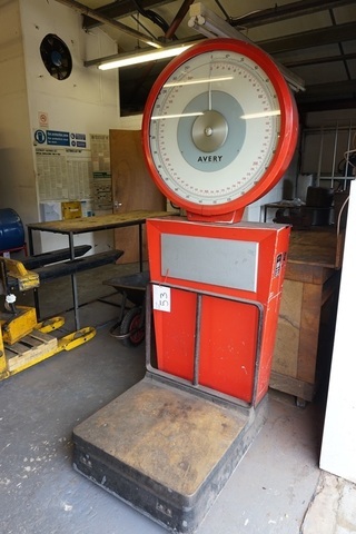 Set of Avery Scales, Upto 250kg