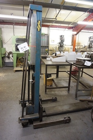 Jay Hydraulic Tool Lift