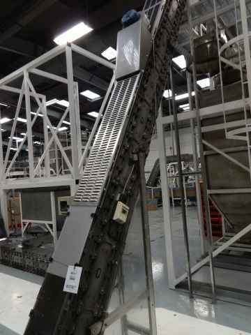 Uplift Lid Conveyor