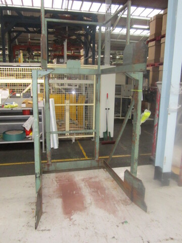 Product Handling Stillages